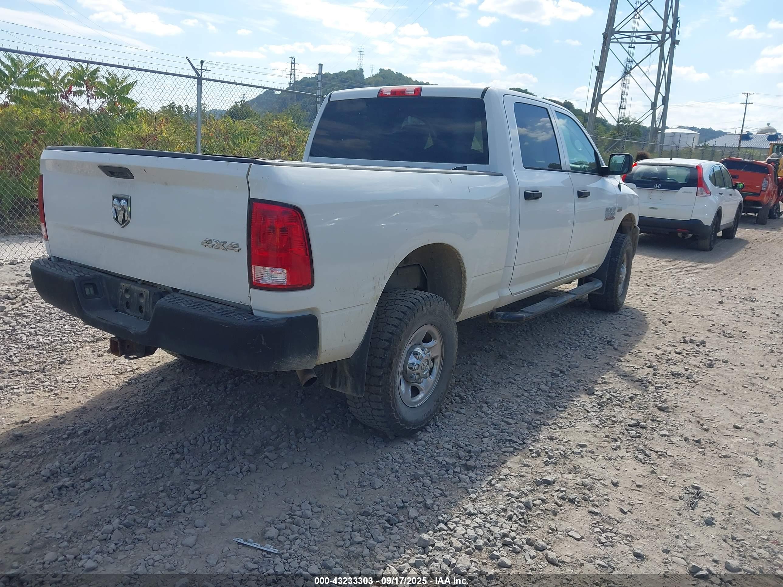 RAM 2500 image 4