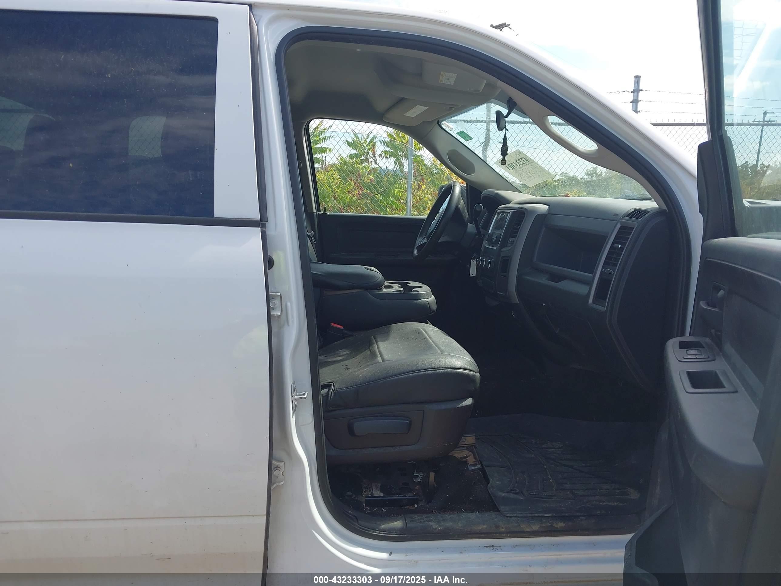 RAM 2500 image 5
