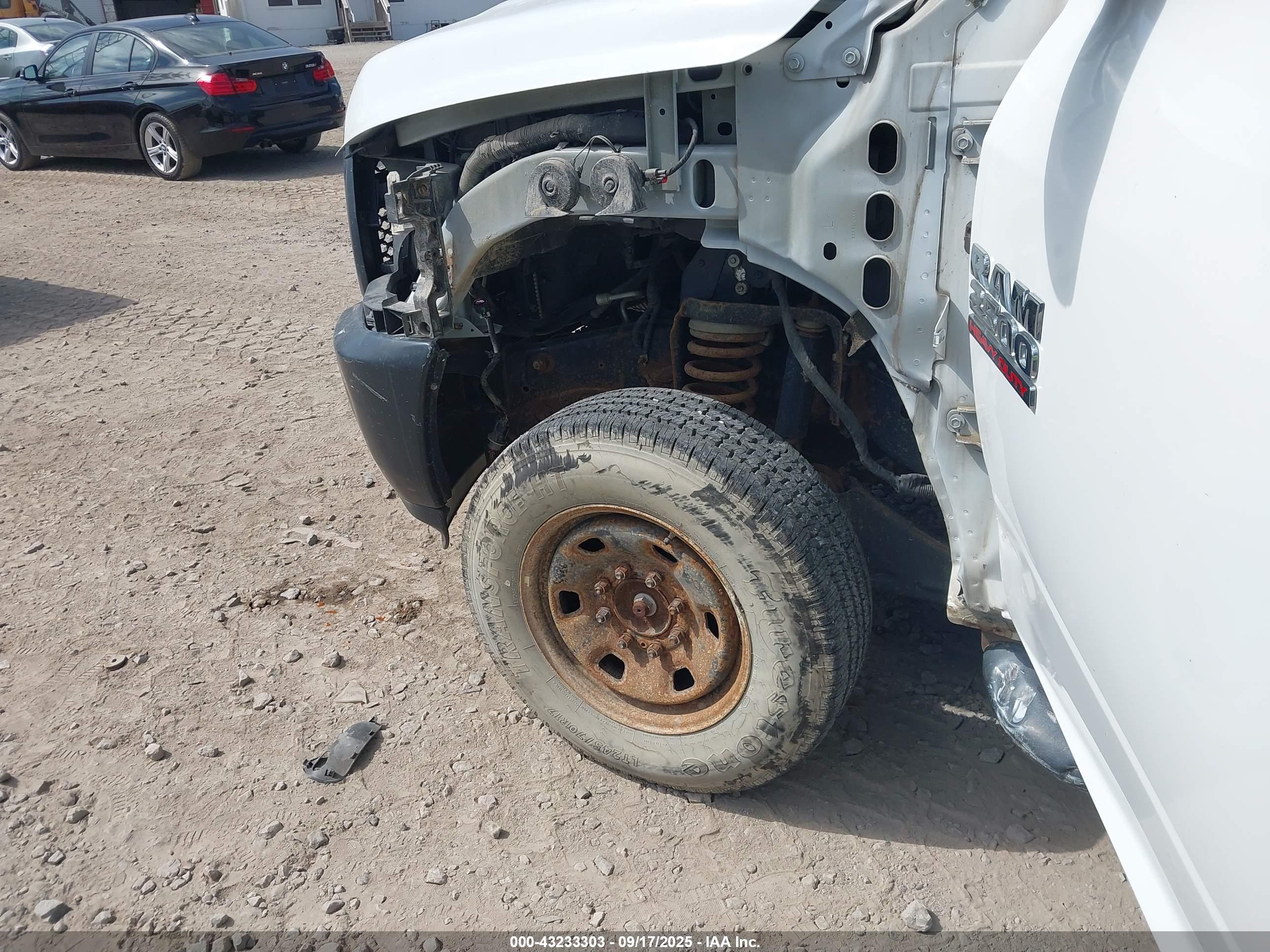 RAM 2500 image 6