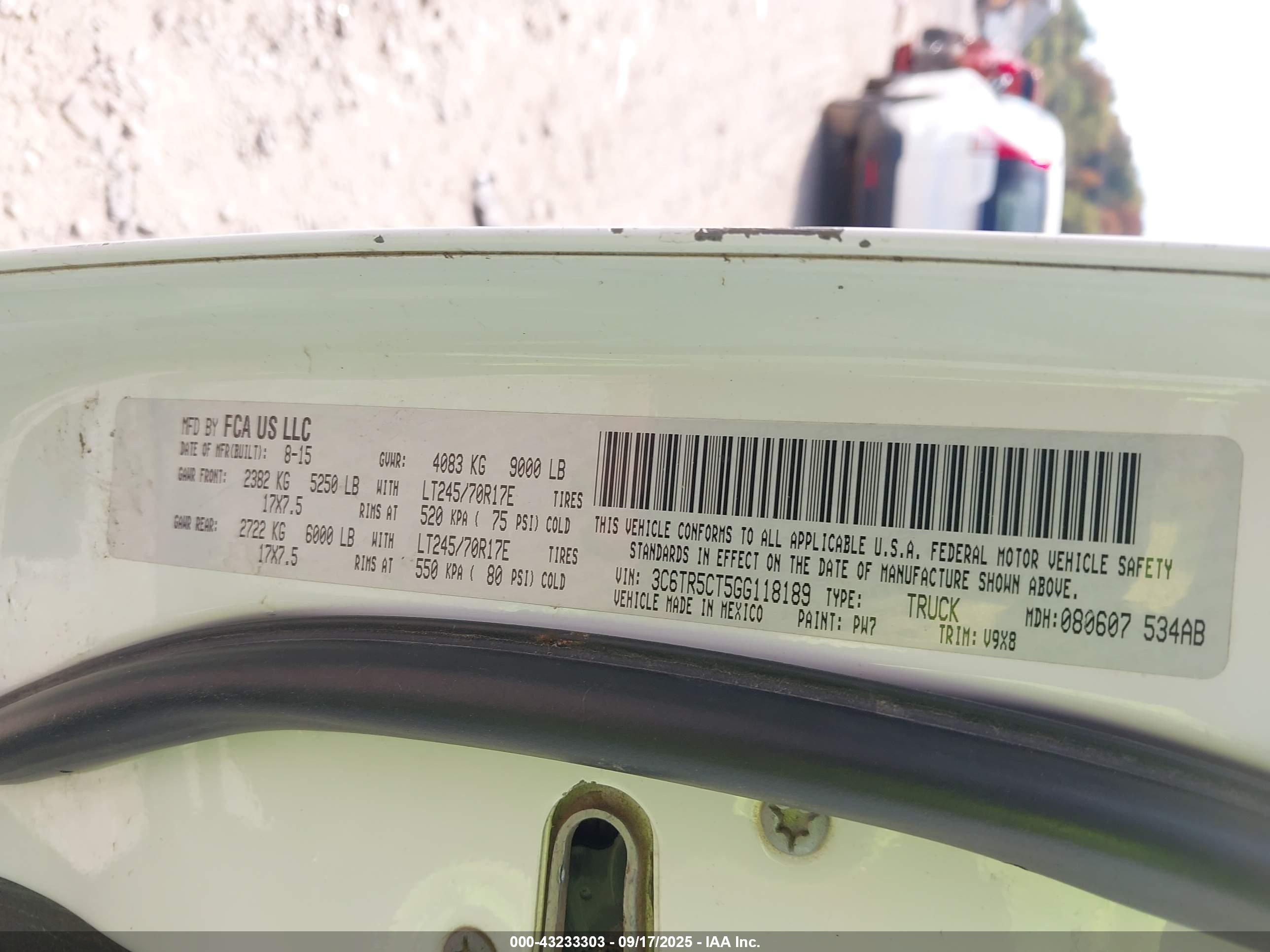 RAM 2500 image 9