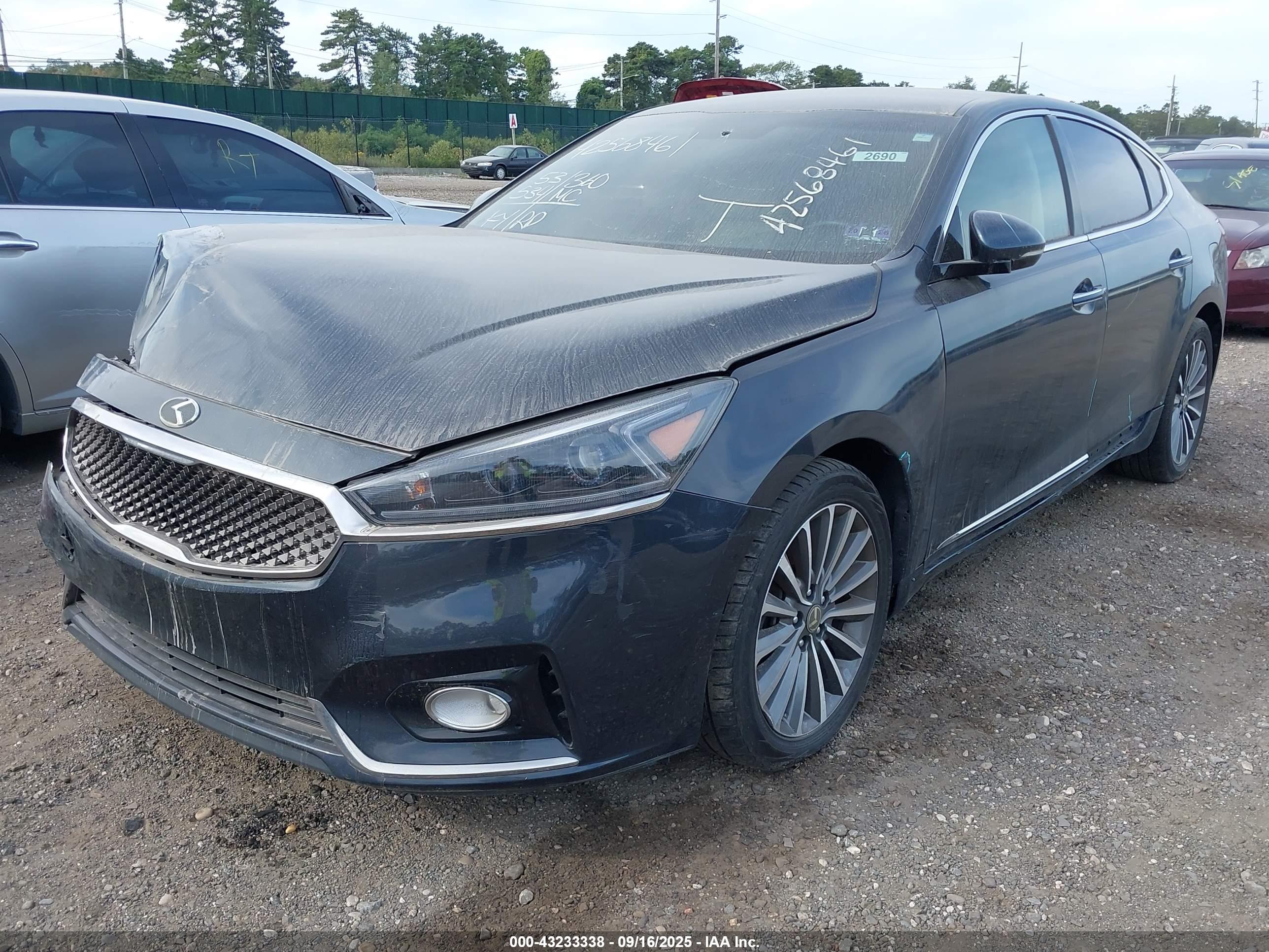 KIA CADENZA image 2