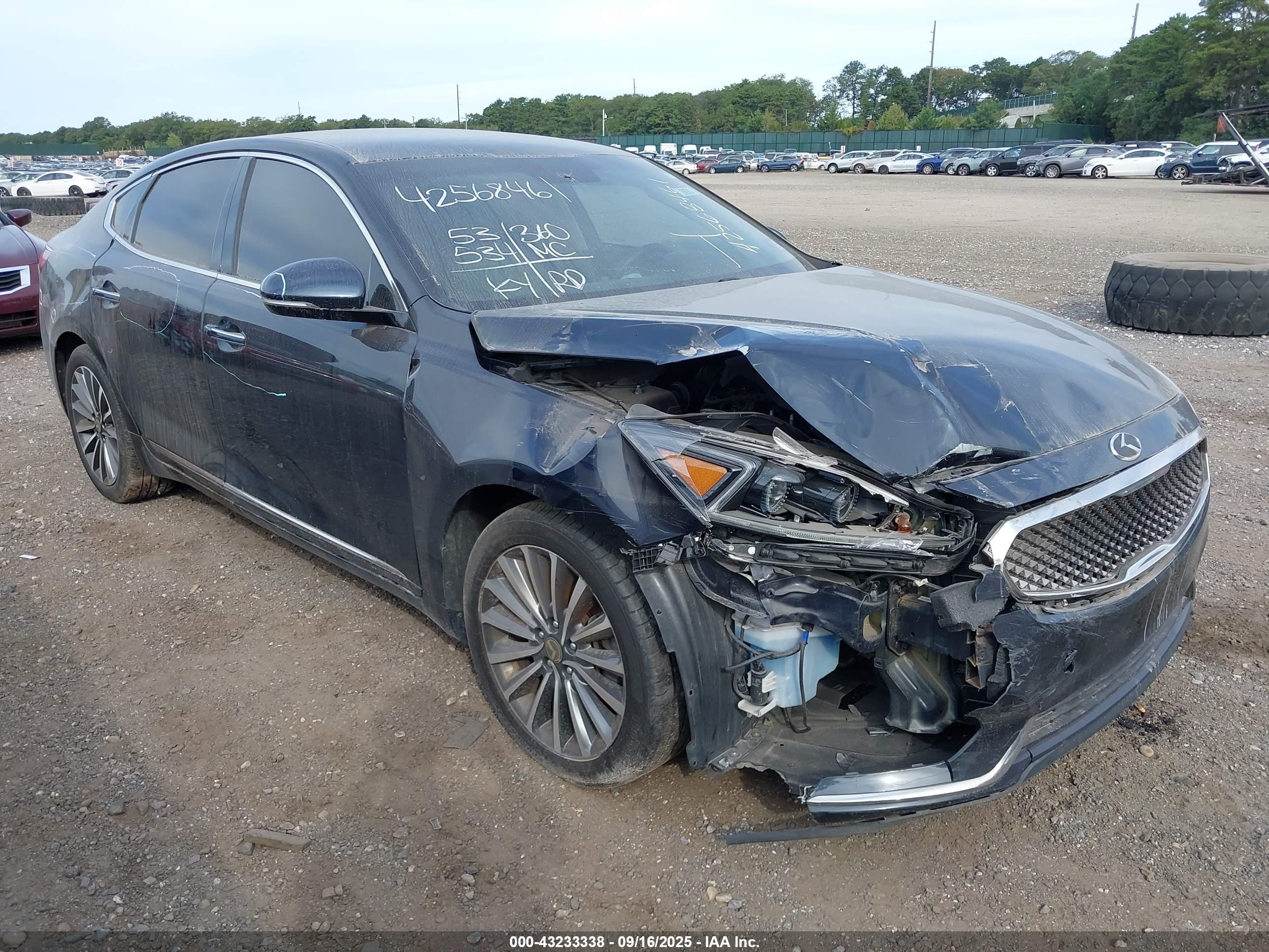 KIA CADENZA image 6