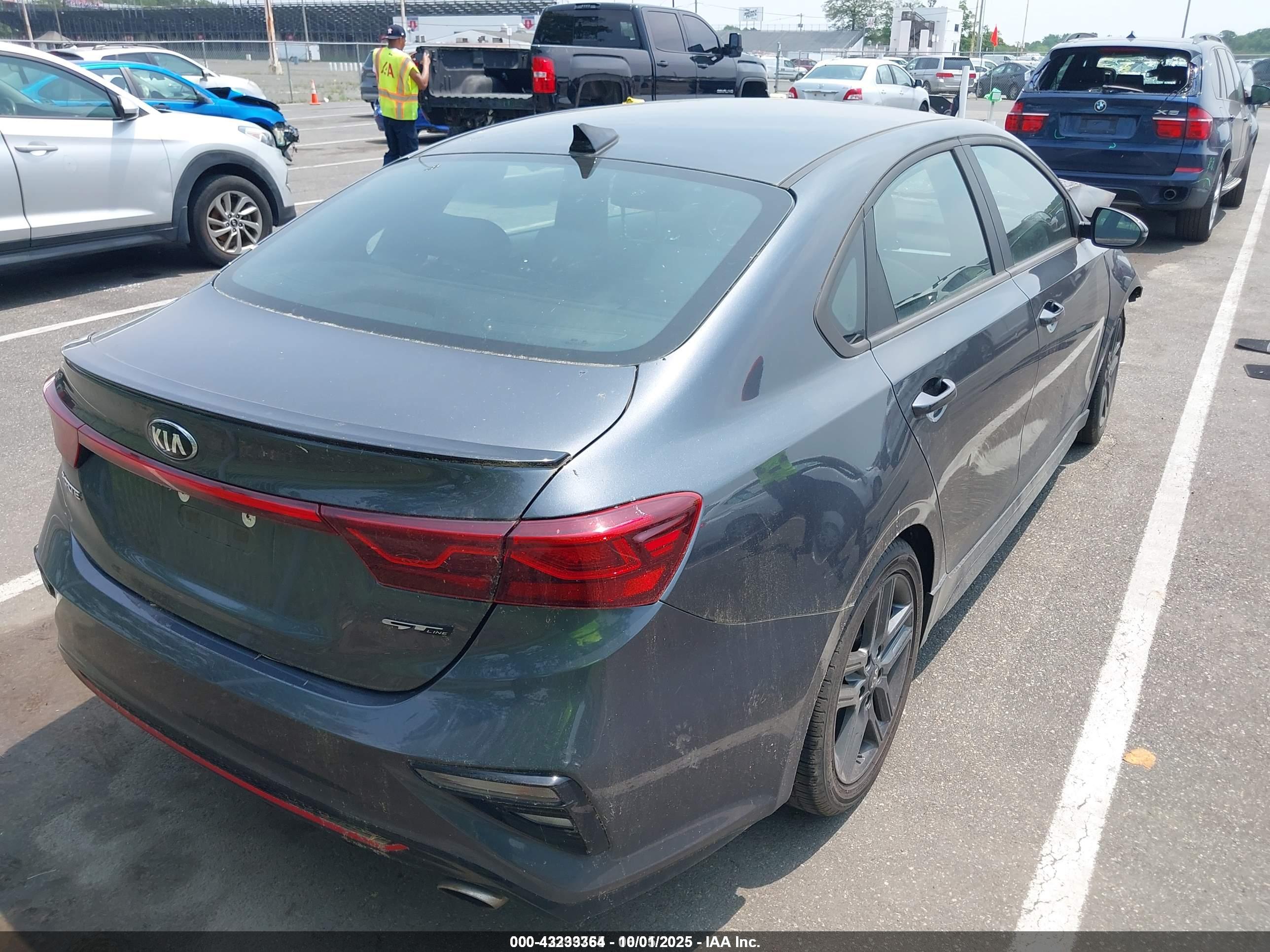 KIA FORTE image 4