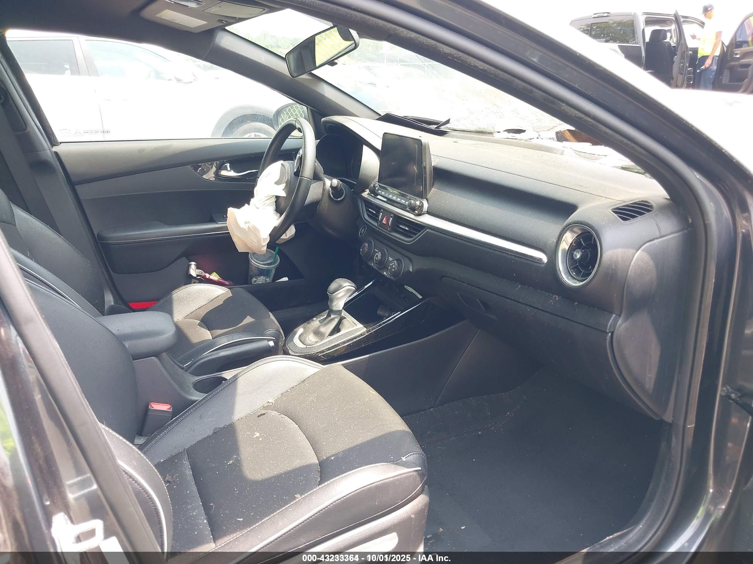 KIA FORTE image 5