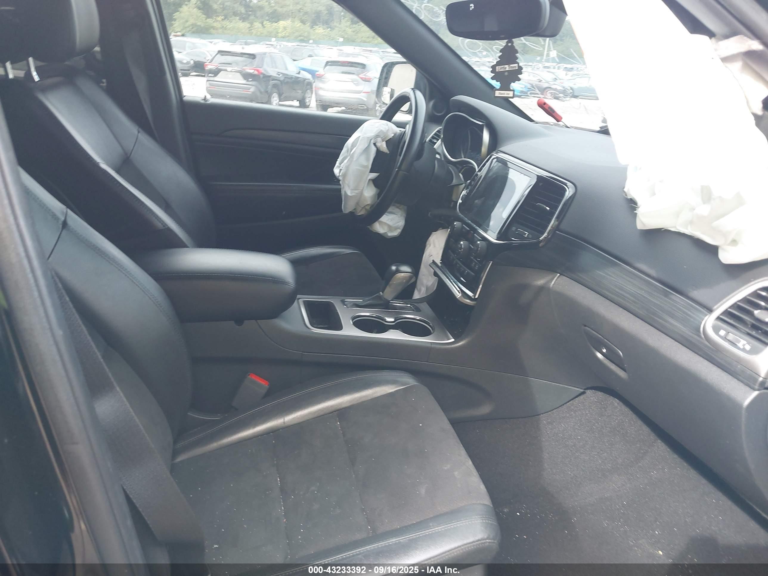 JEEP GRAND image 5