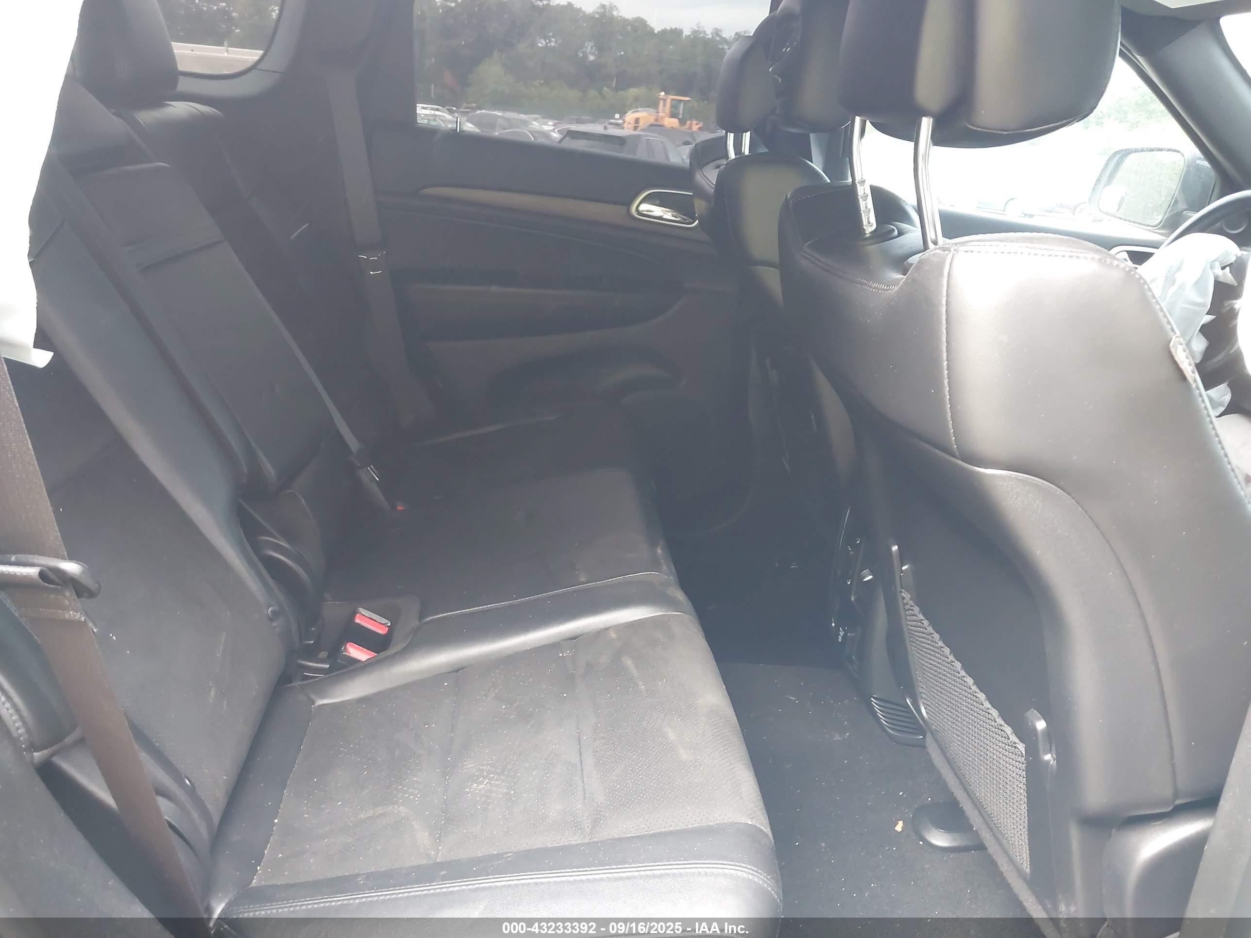 JEEP GRAND image 8