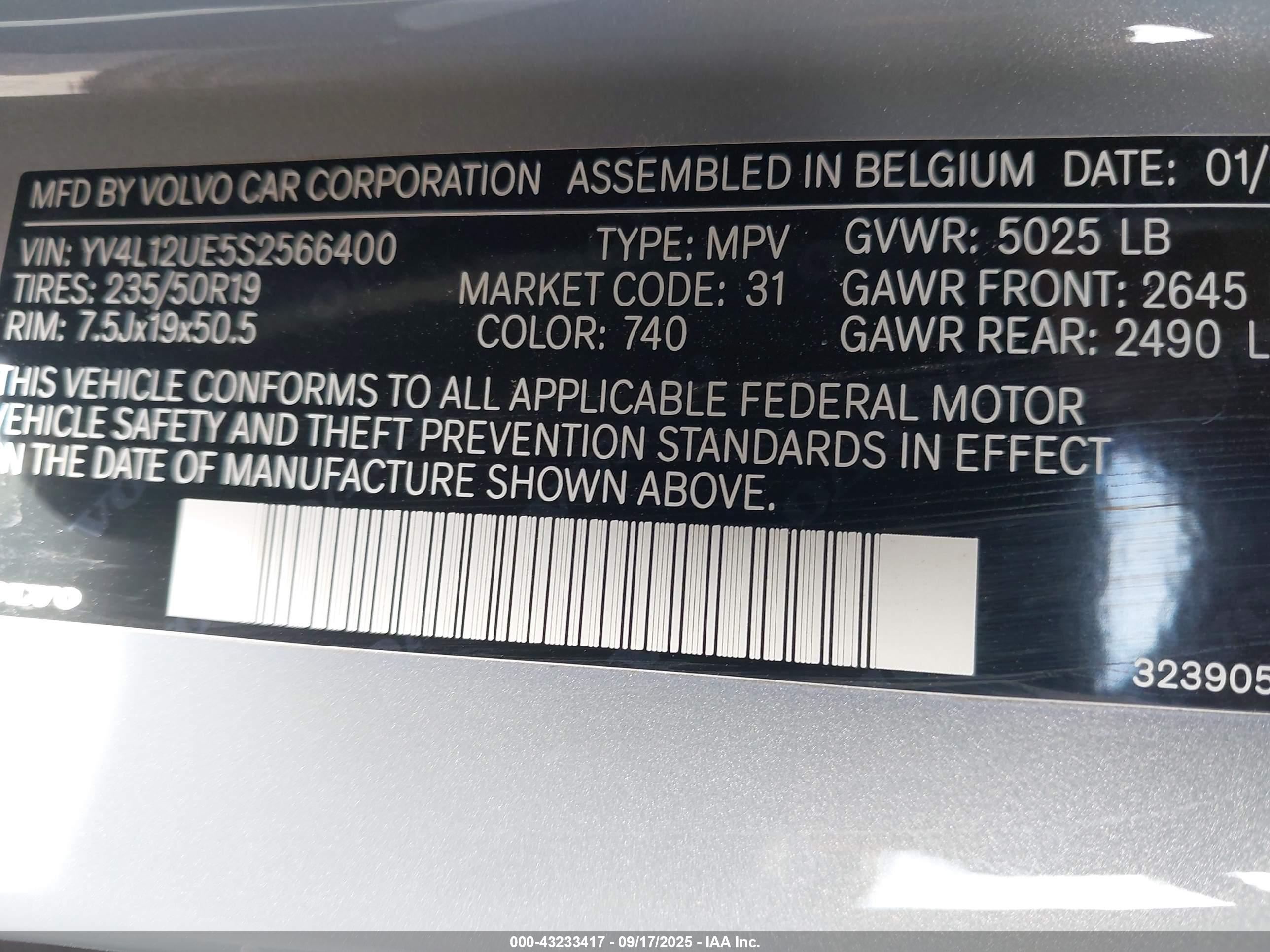 VOLVO XC40 image 9