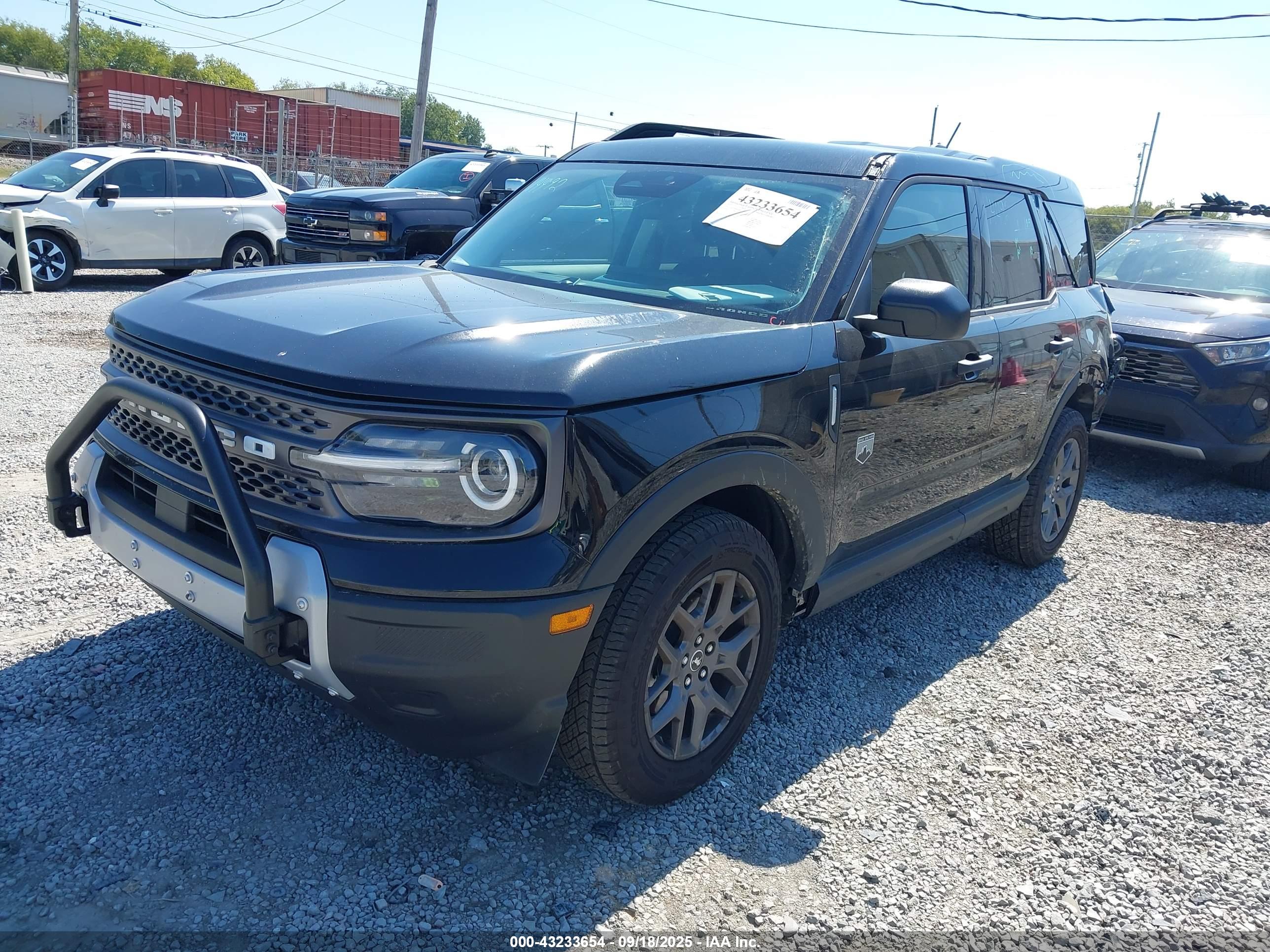 FORD BRONCO image 2