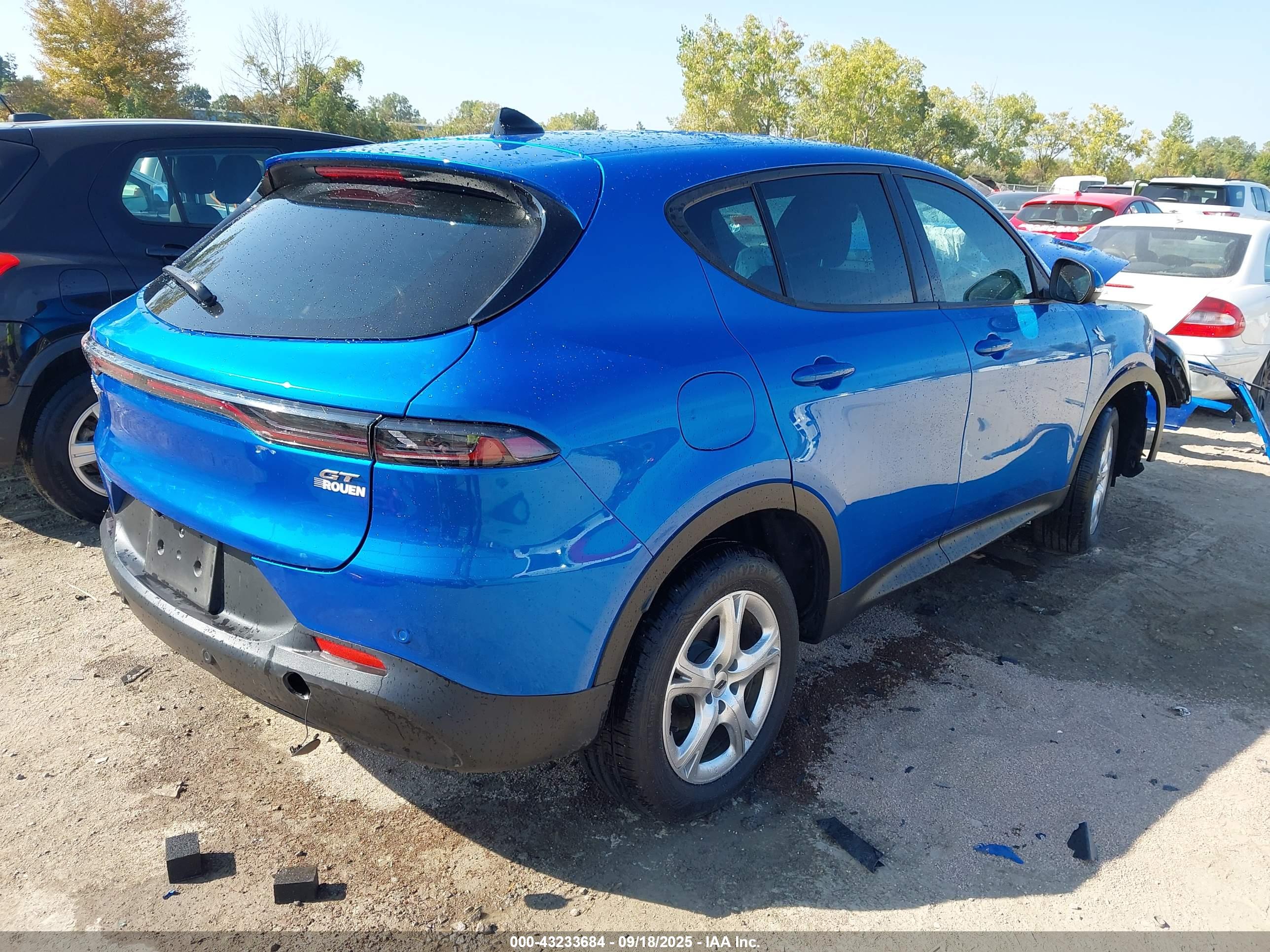DODGE HORNET image 4