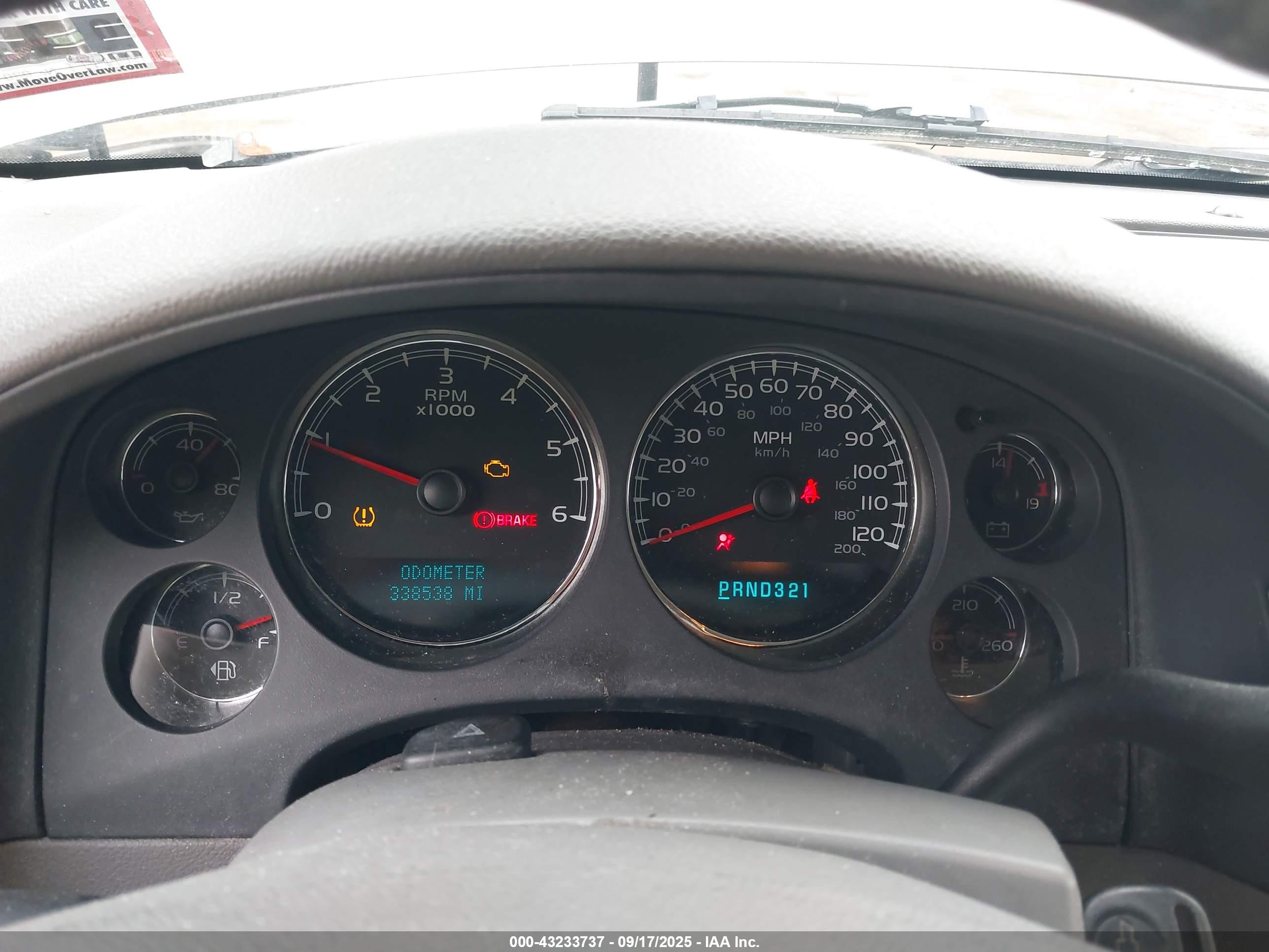 CHEVROLET AVALANCHE image 7