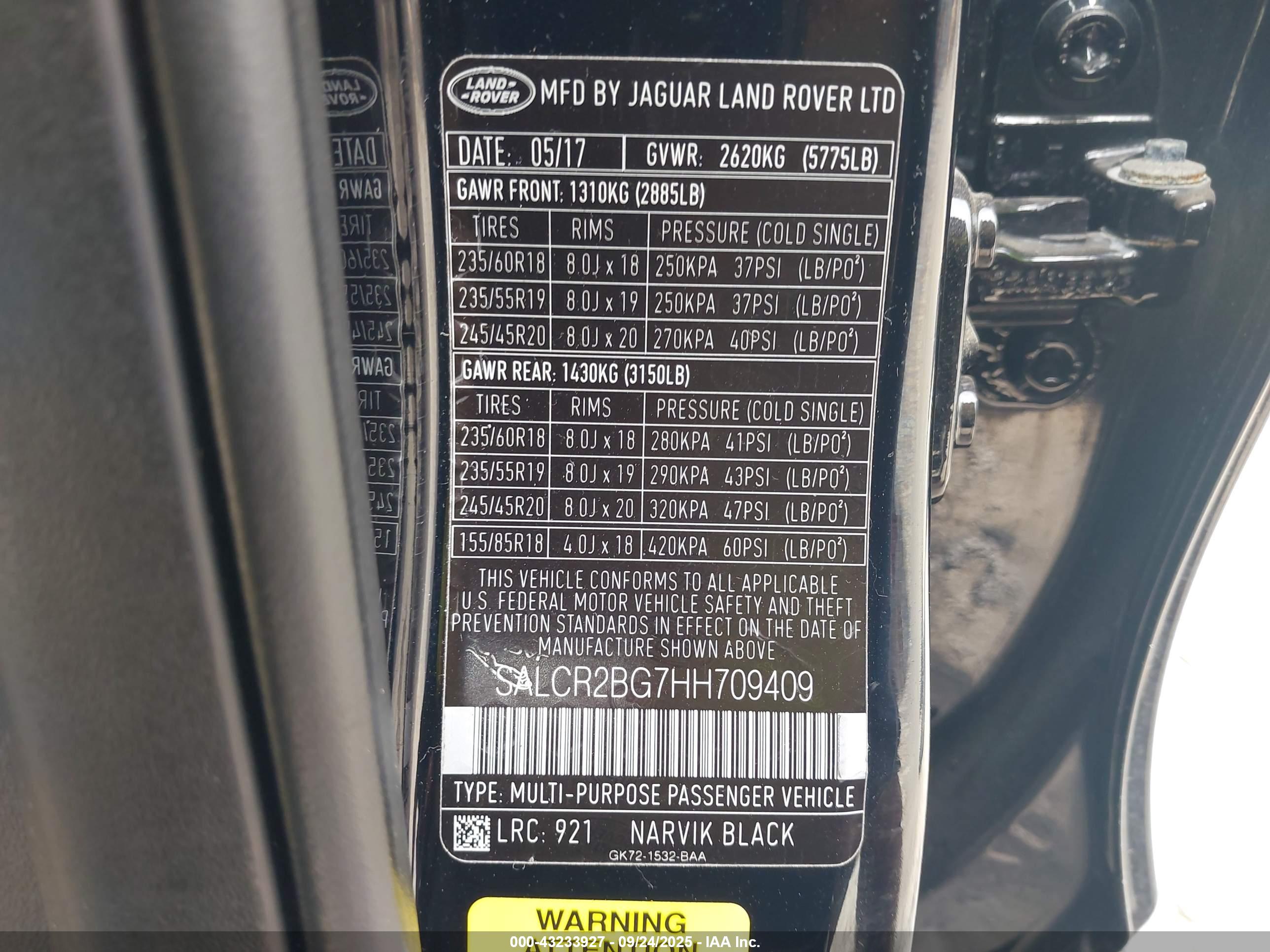 LAND ROVER image 9