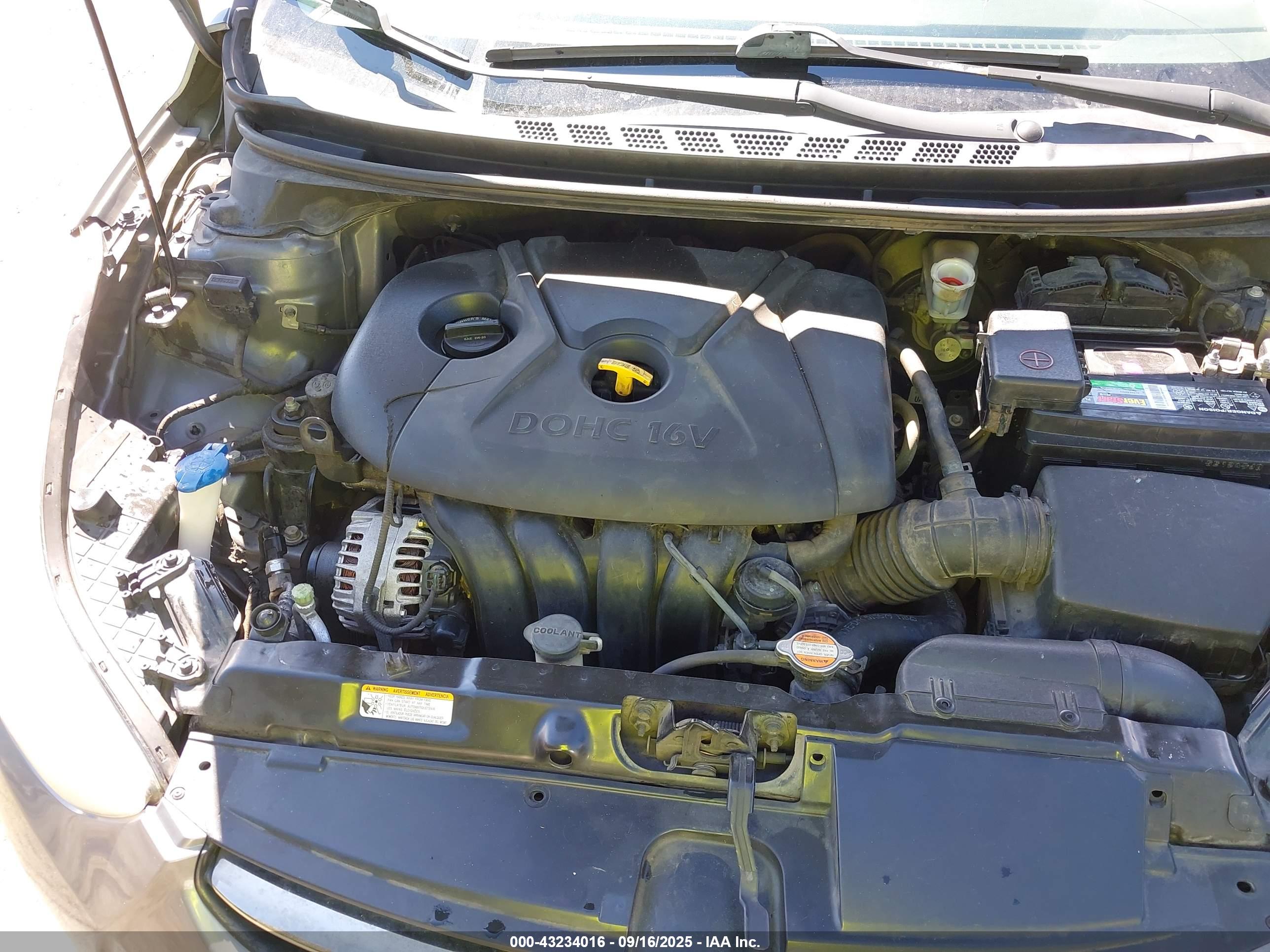 HYUNDAI ELANTRA image 10