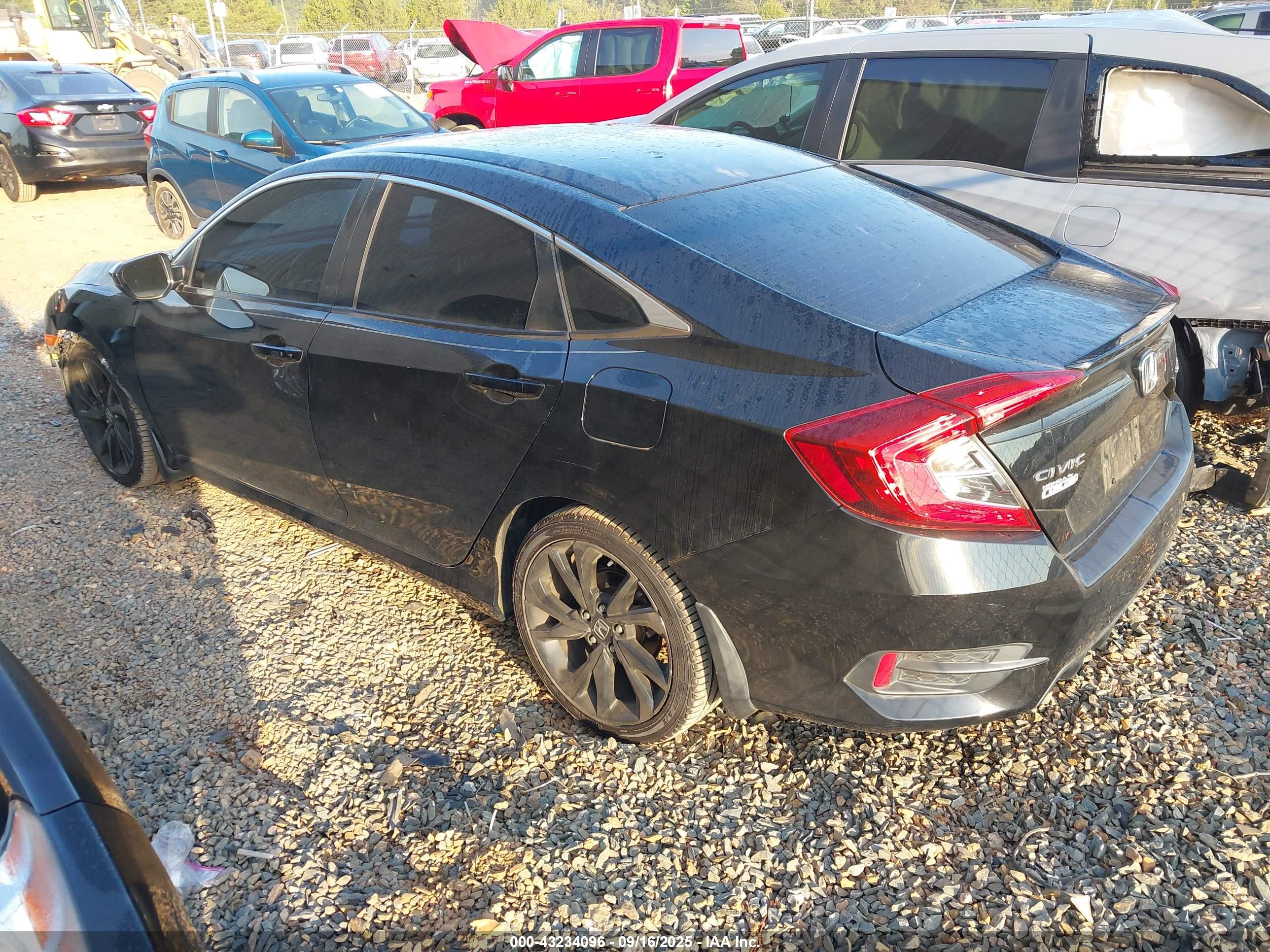 HONDA CIVIC image 3