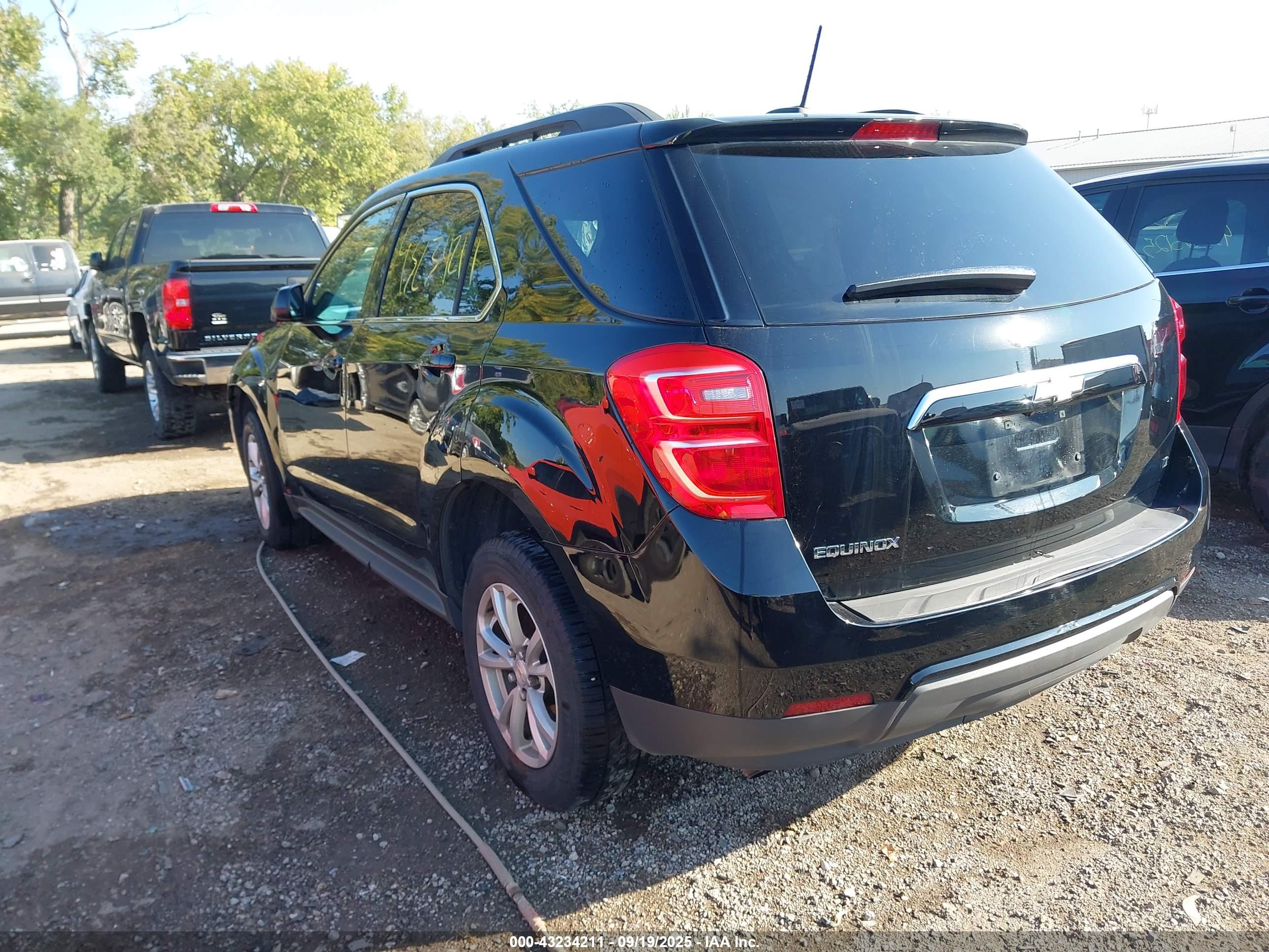 CHEVROLET EQUINOX image 3