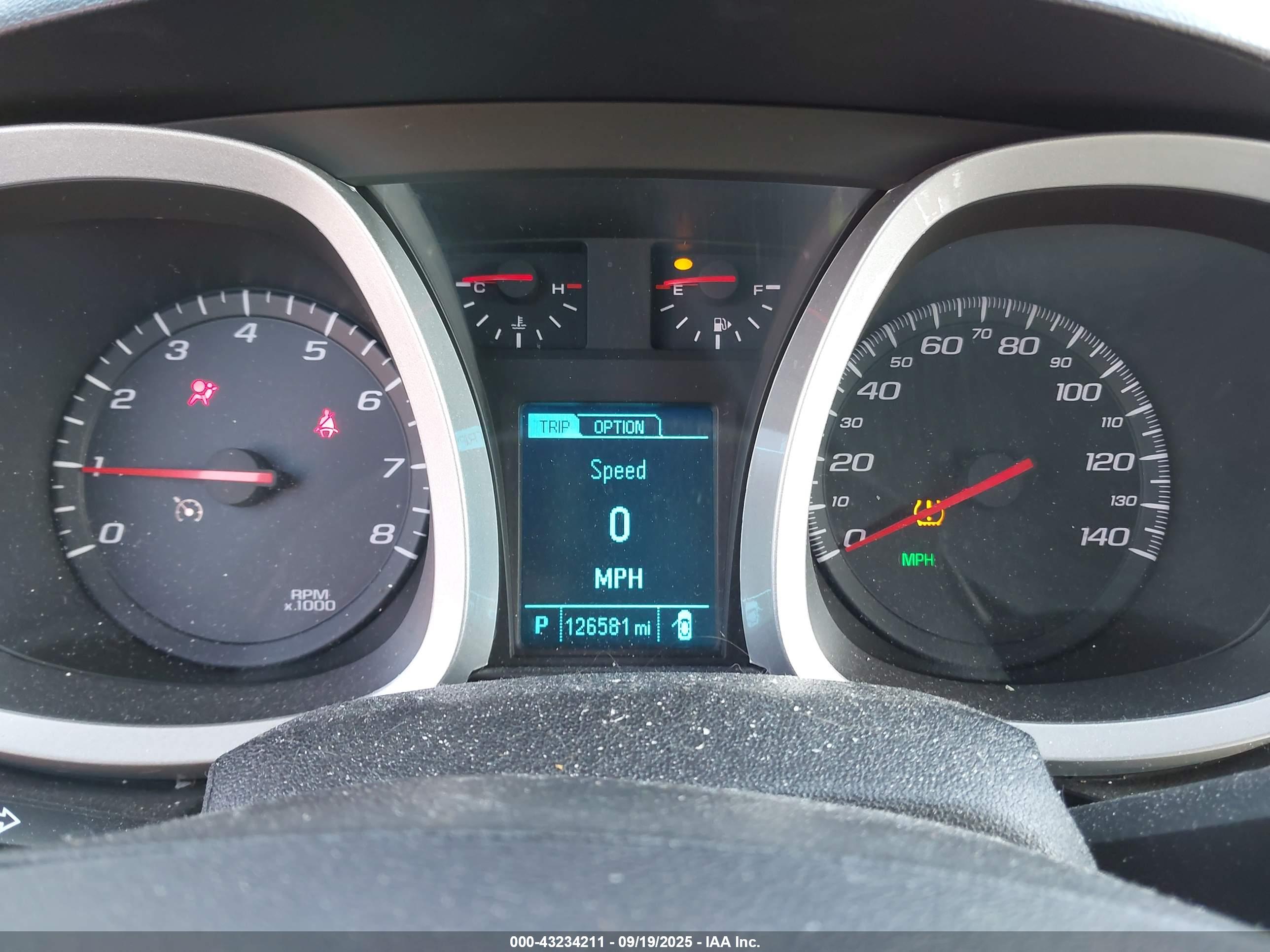 CHEVROLET EQUINOX image 7