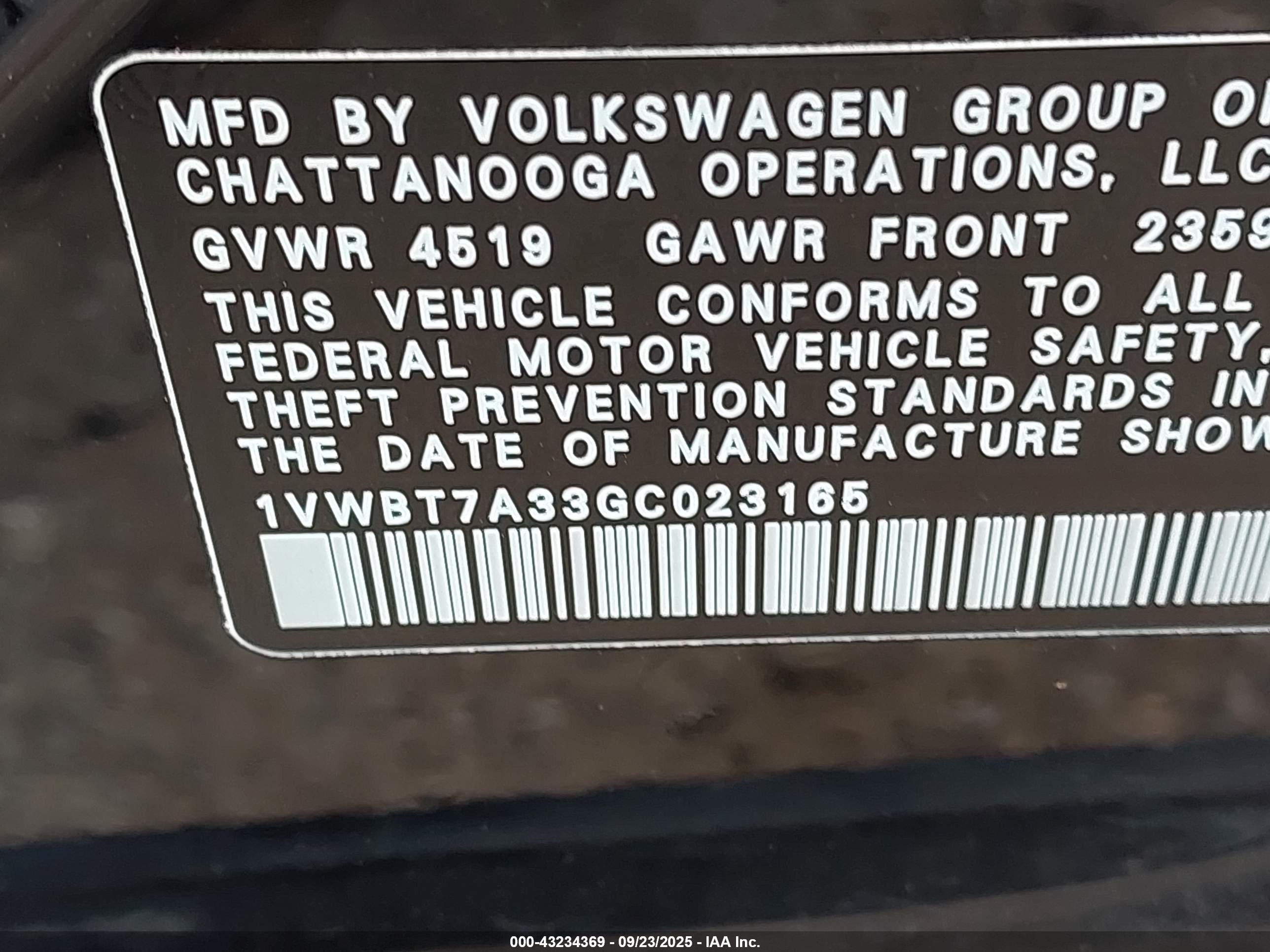 VOLKSWAGEN PASSAT image 9