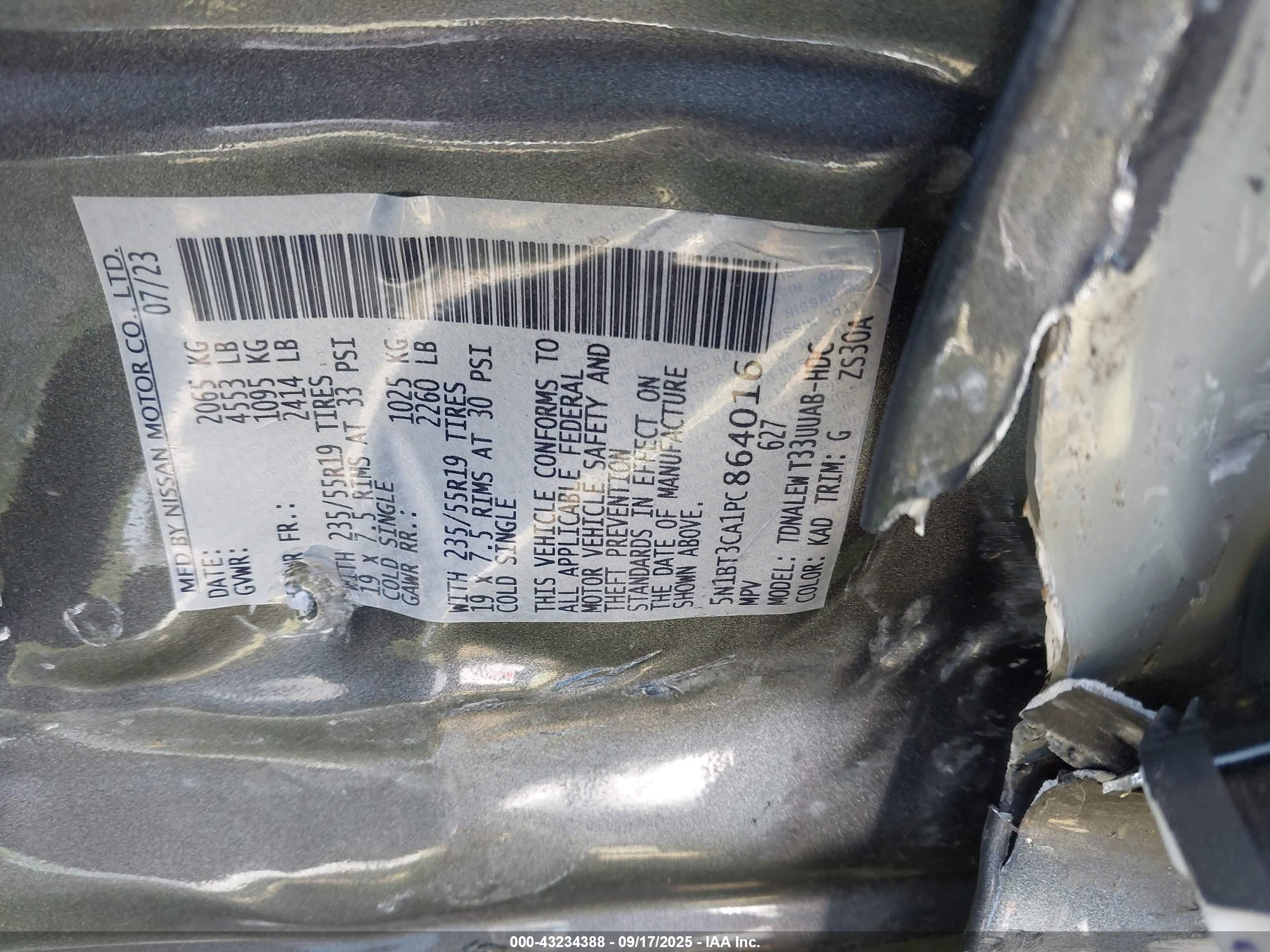 NISSAN ROGUE image 9