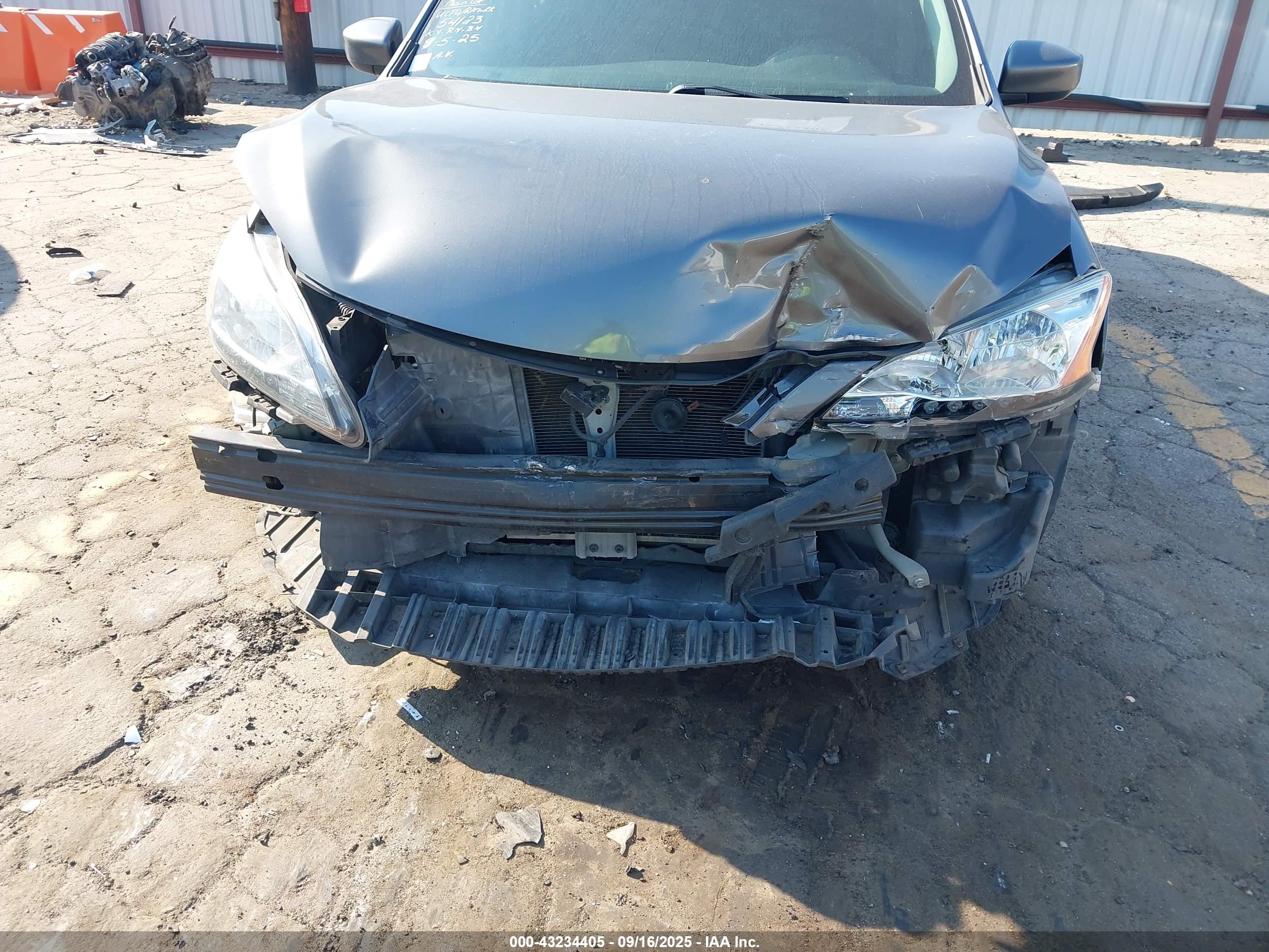 NISSAN SENTRA image 6