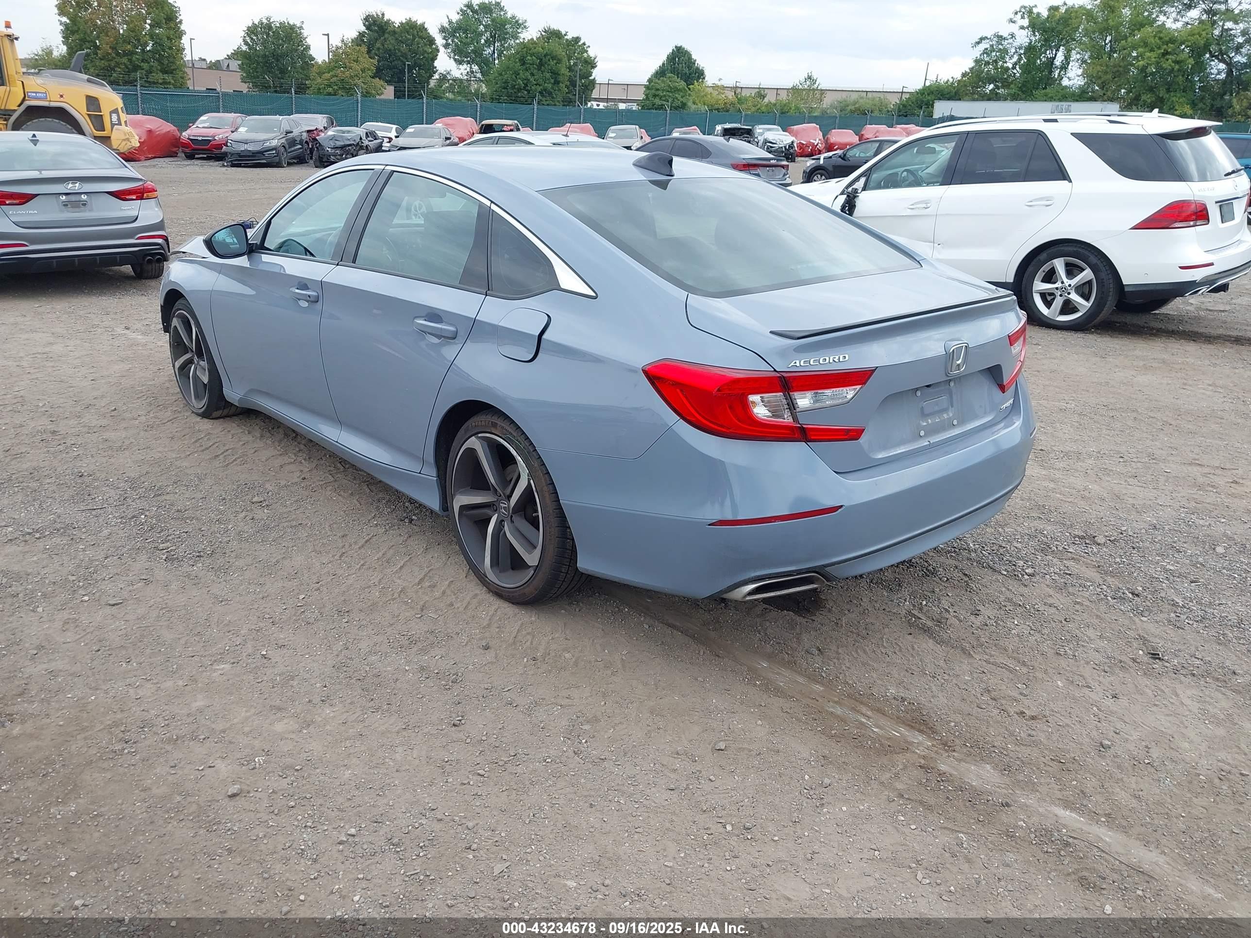HONDA ACCORD image 3