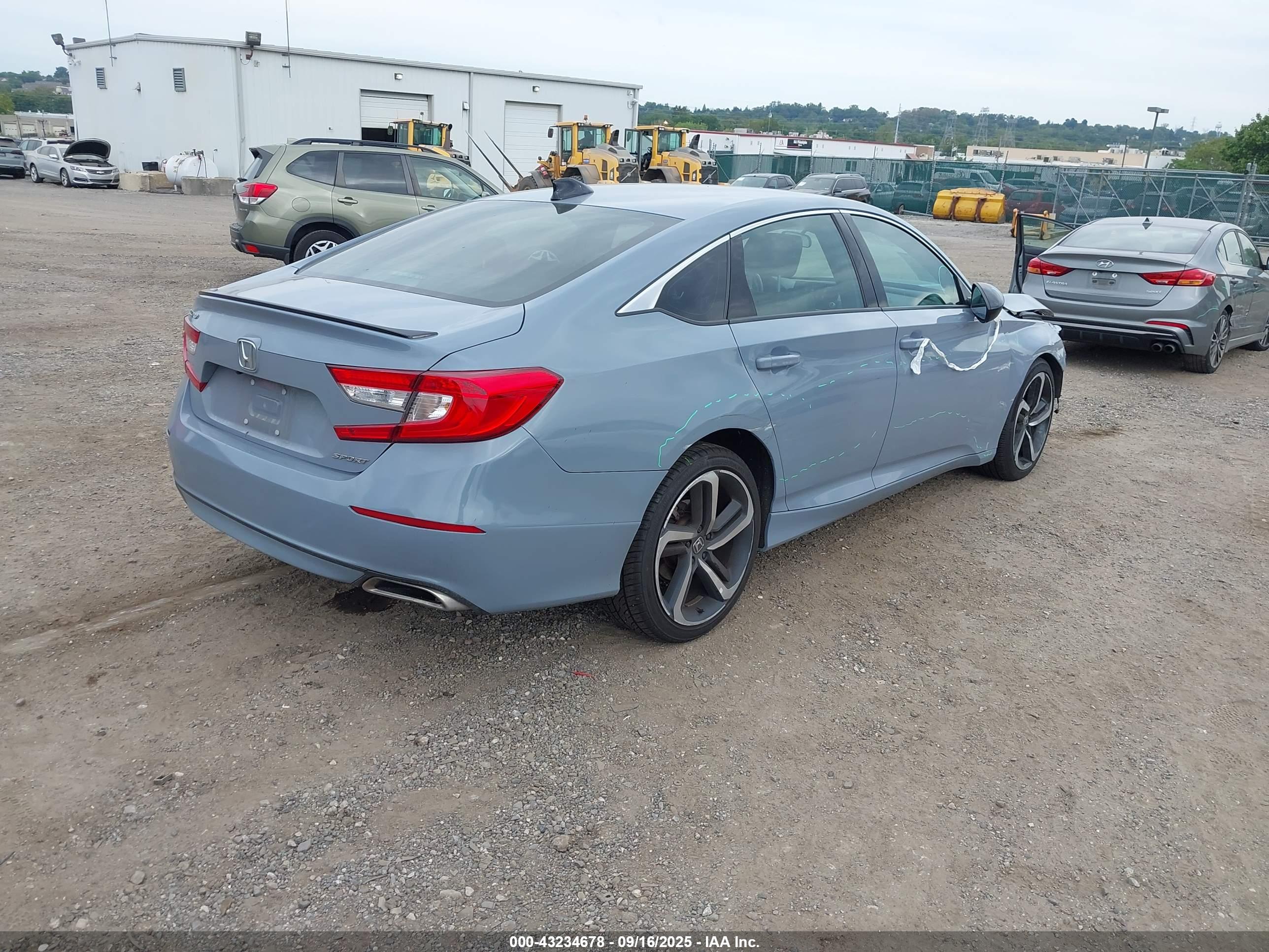 HONDA ACCORD image 4