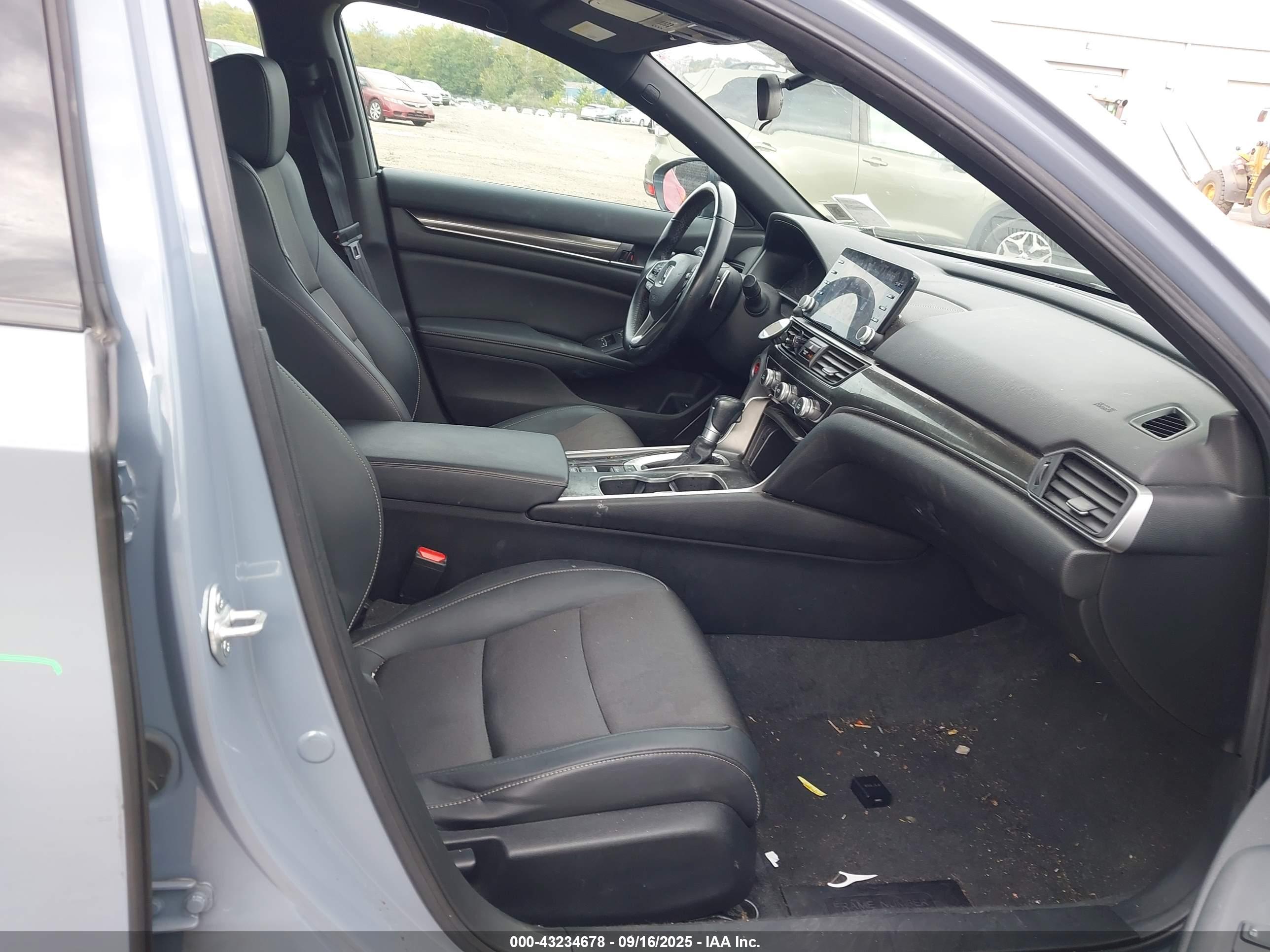 HONDA ACCORD image 5