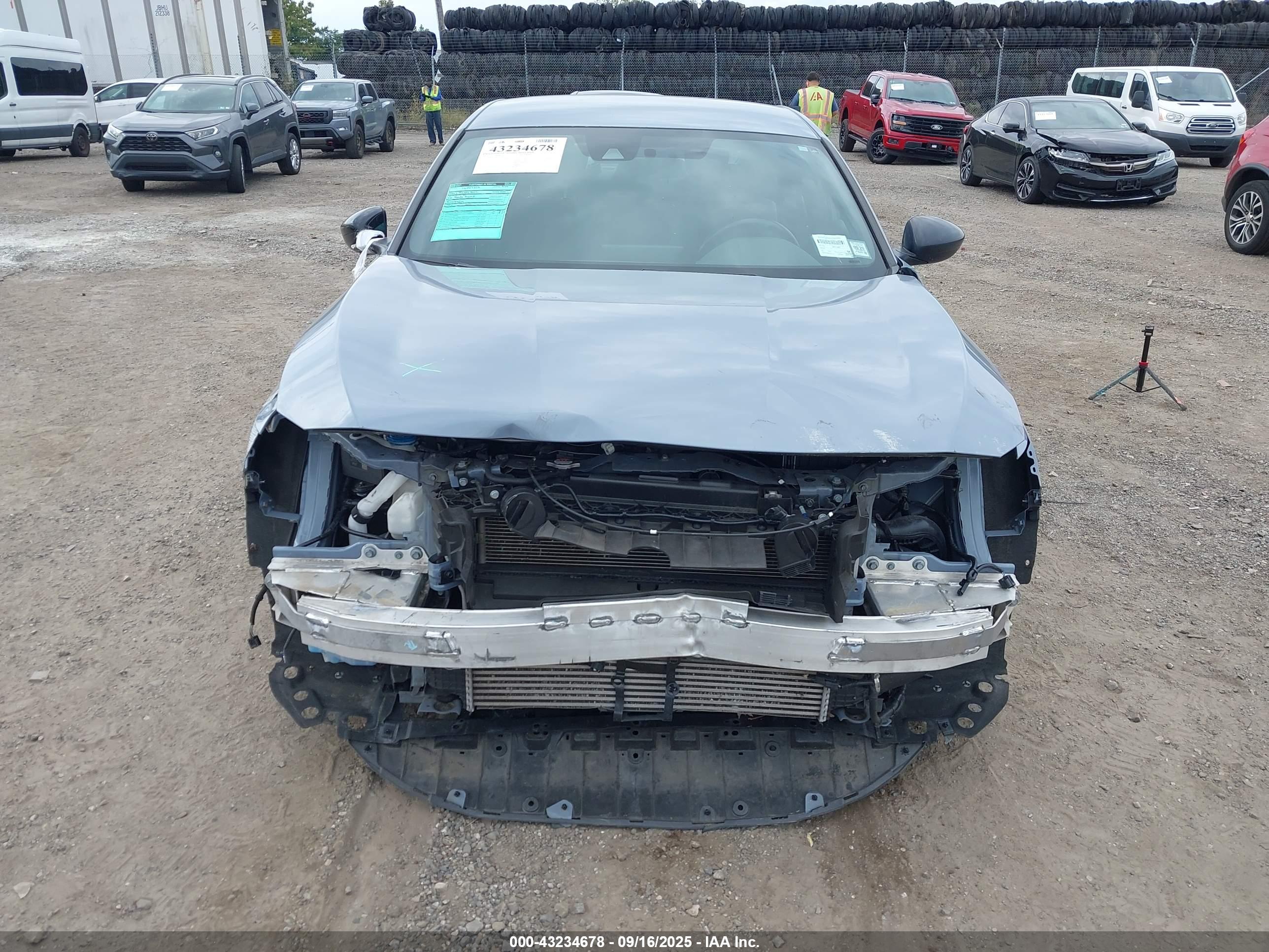HONDA ACCORD image 6