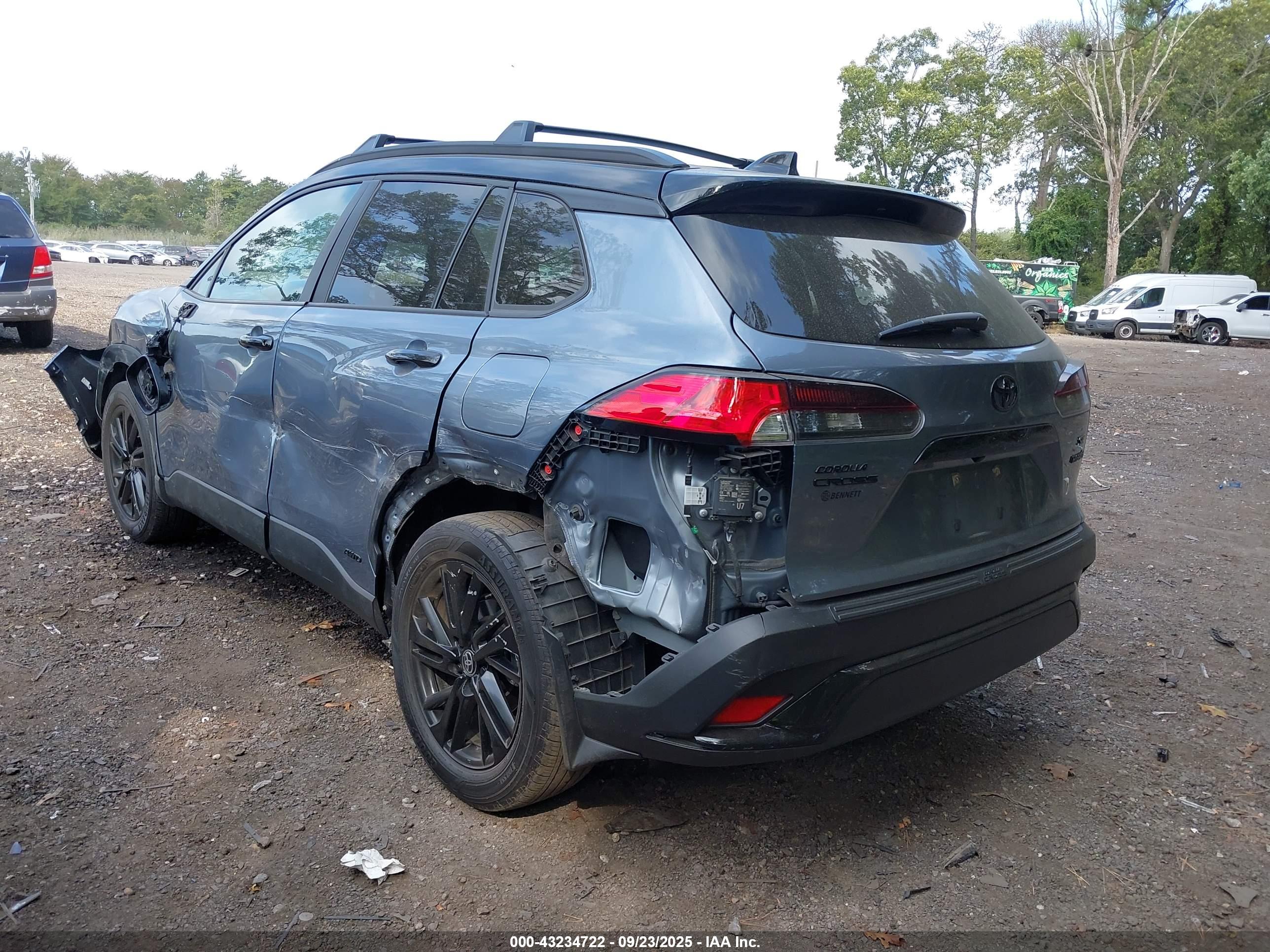 TOYOTA COROLLA image 3