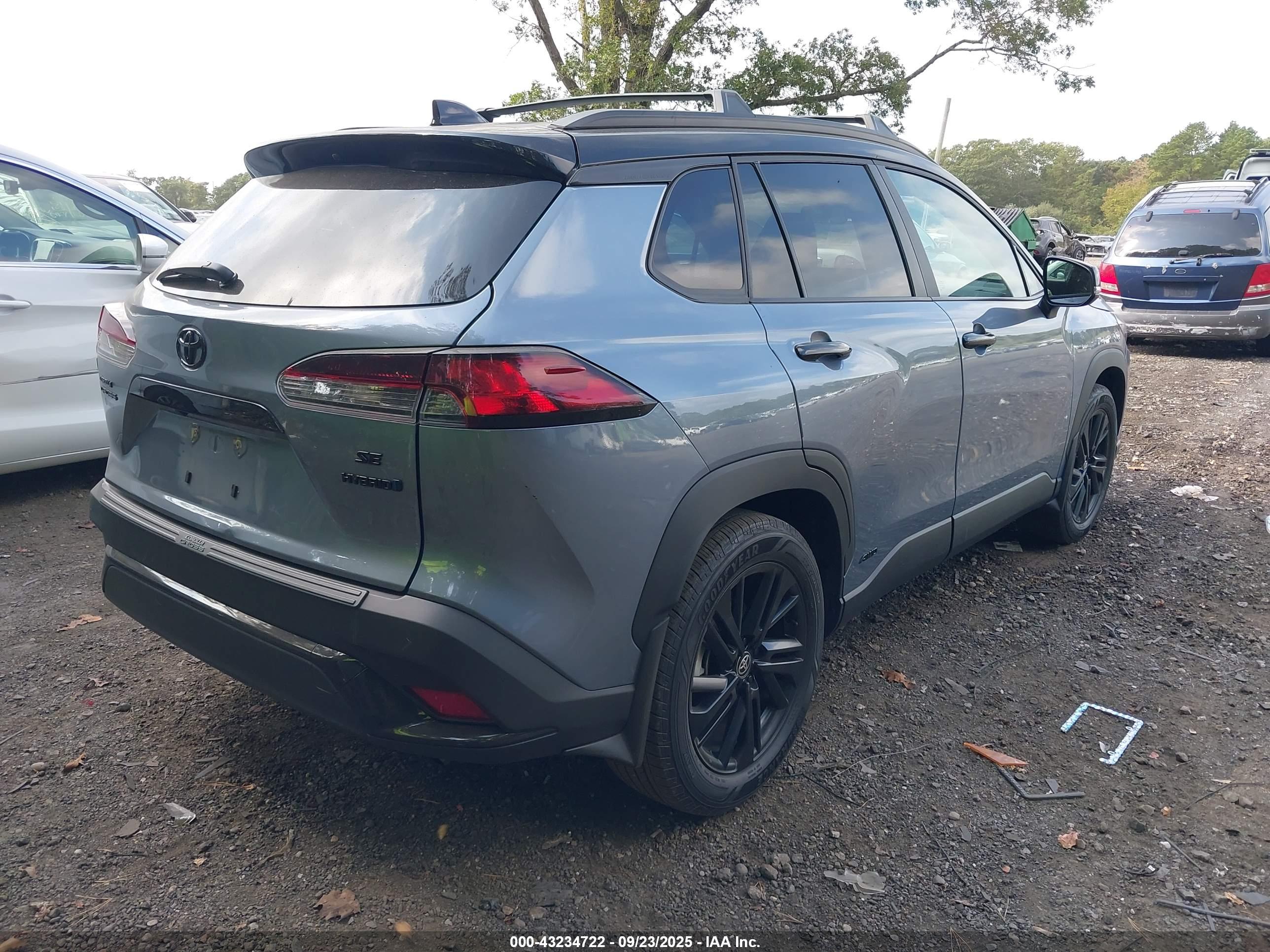 TOYOTA COROLLA image 4