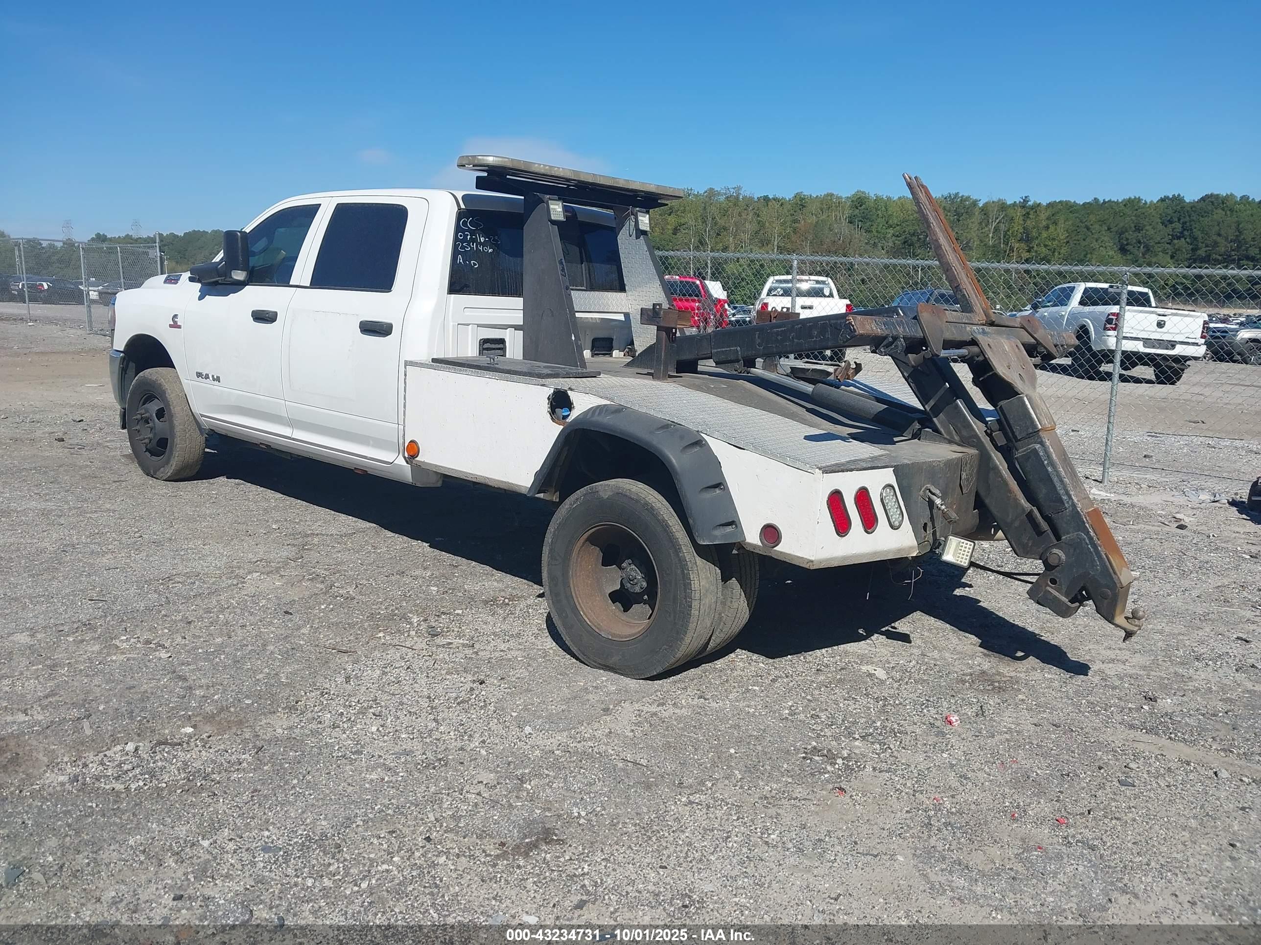 RAM 3500 image 3