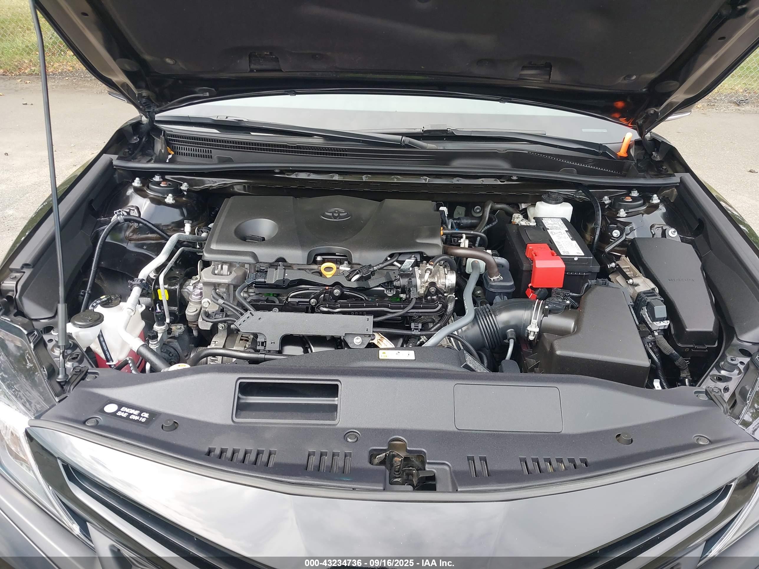 TOYOTA CAMRY image 10