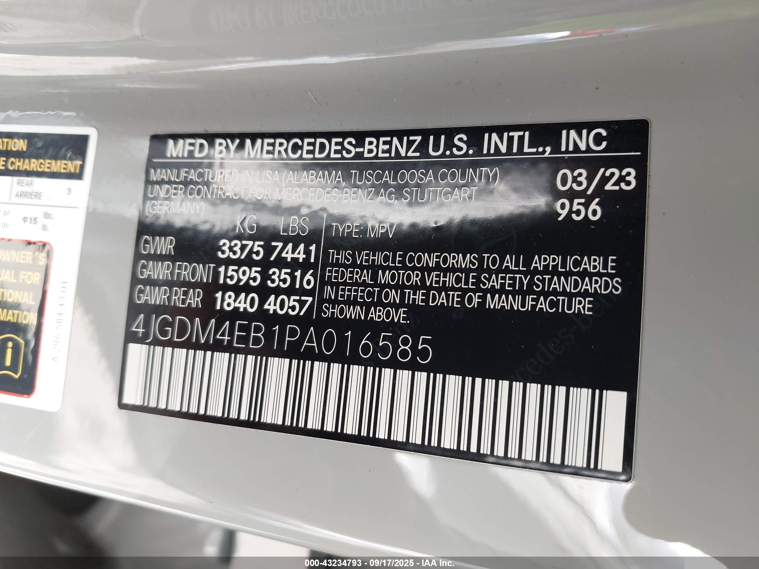 MERCEDES-BENZ EQS image 9