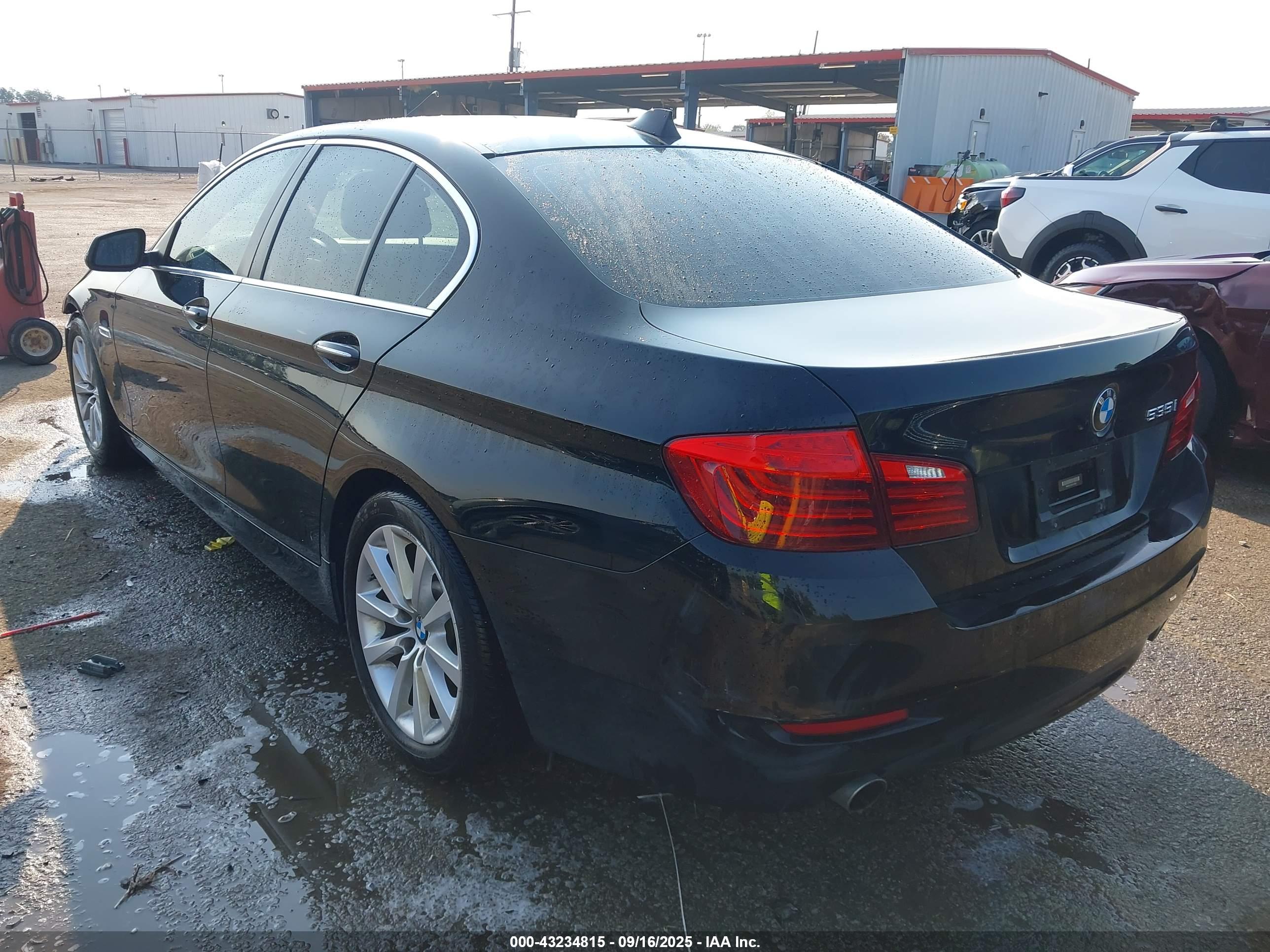 BMW 535I image 3