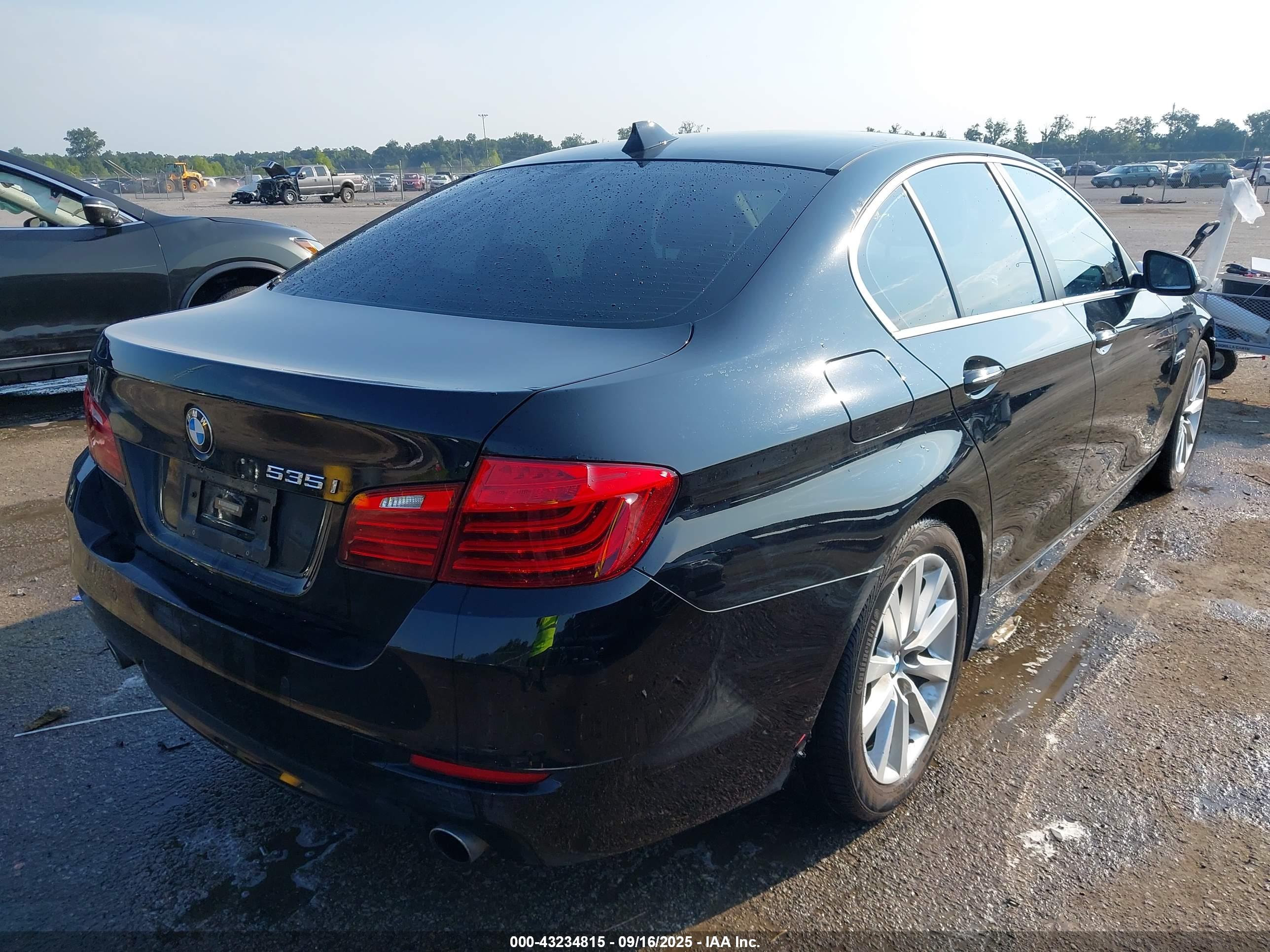 BMW 535I image 4
