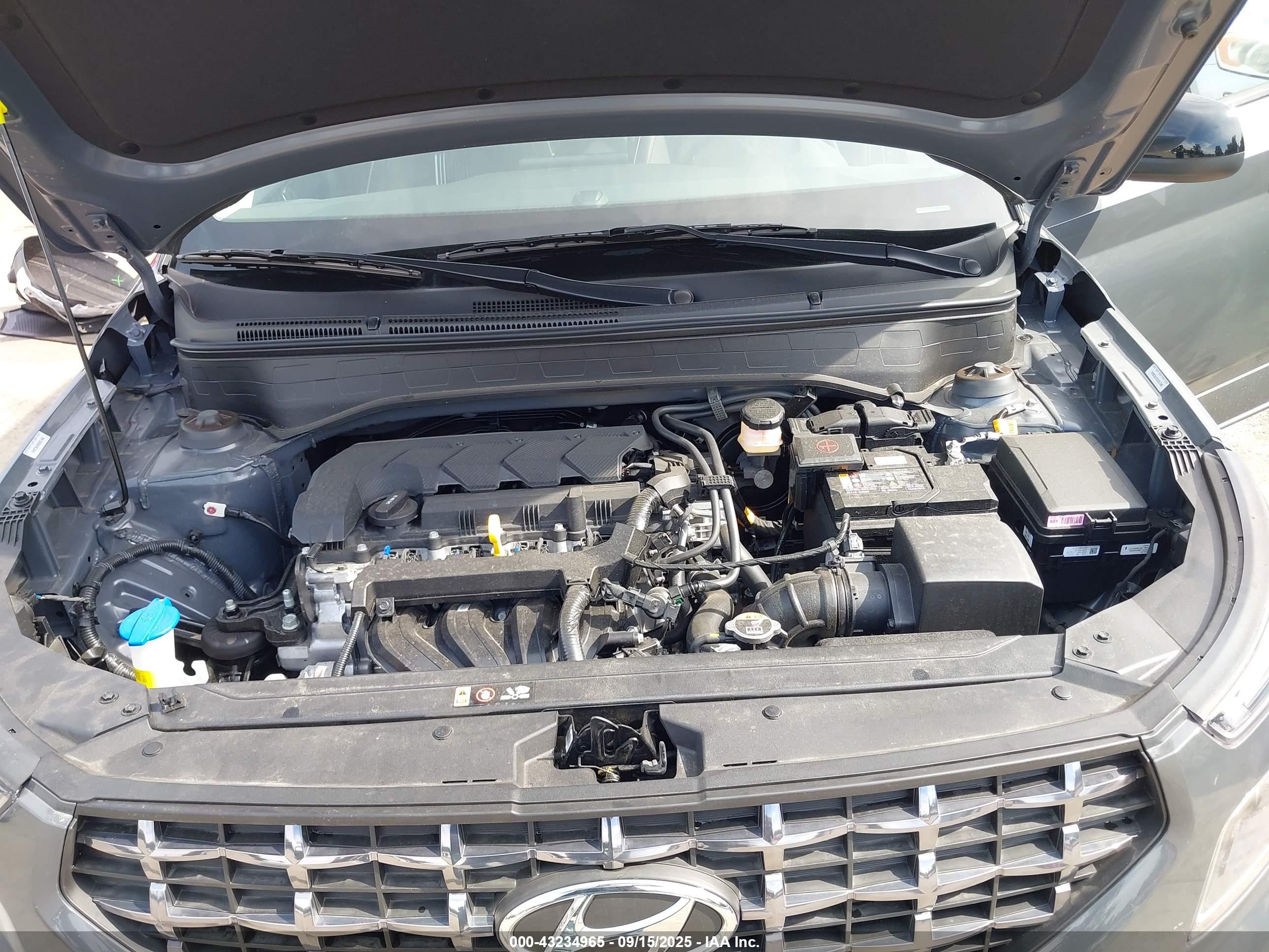 HYUNDAI VENUE image 10