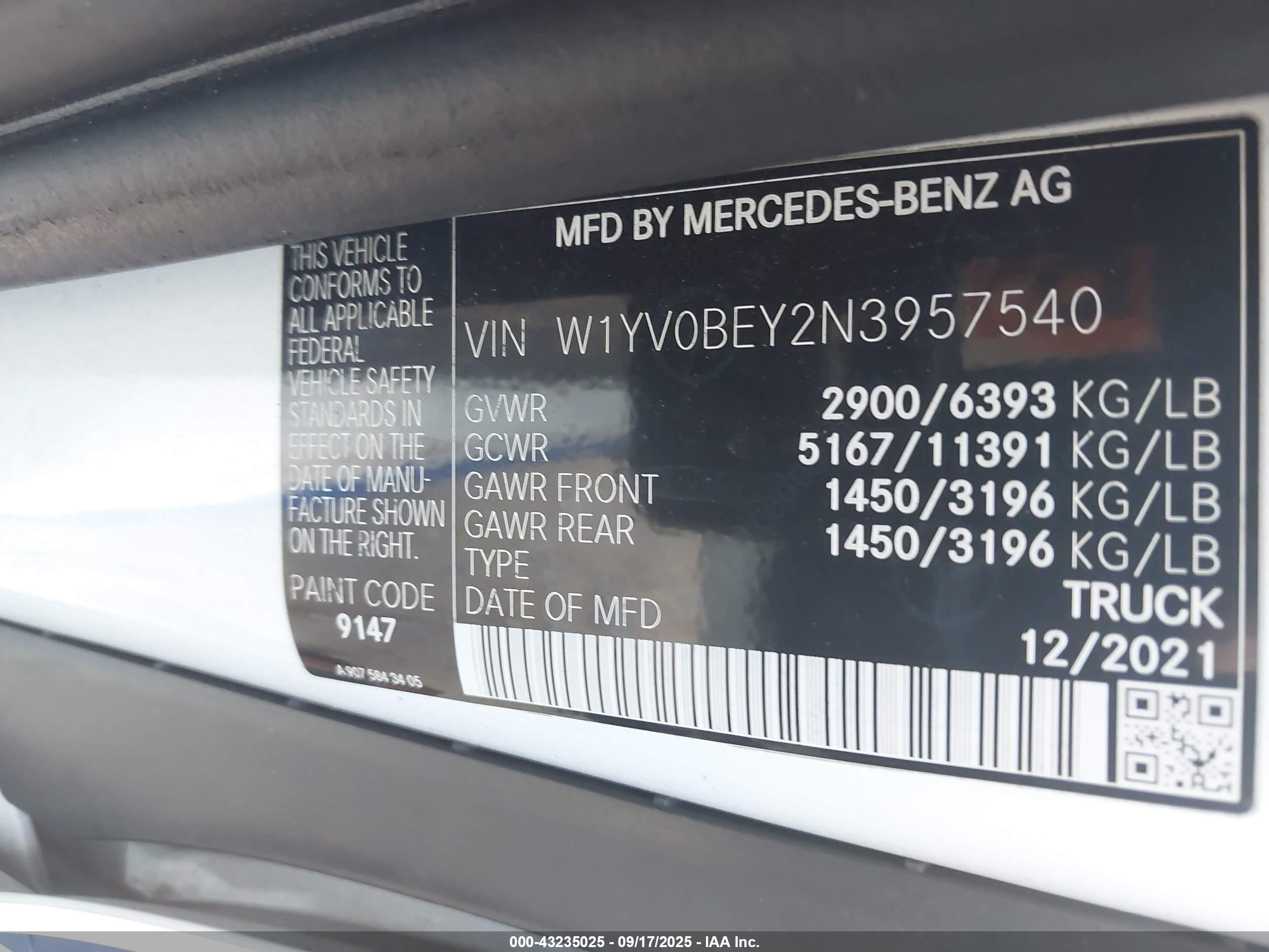 MERCEDES-BENZ METRIS image 9
