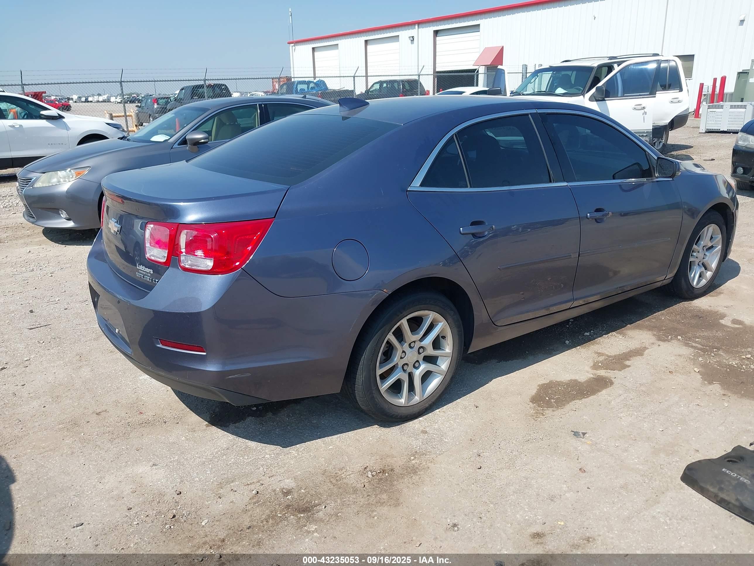 CHEVROLET MALIBU image 4
