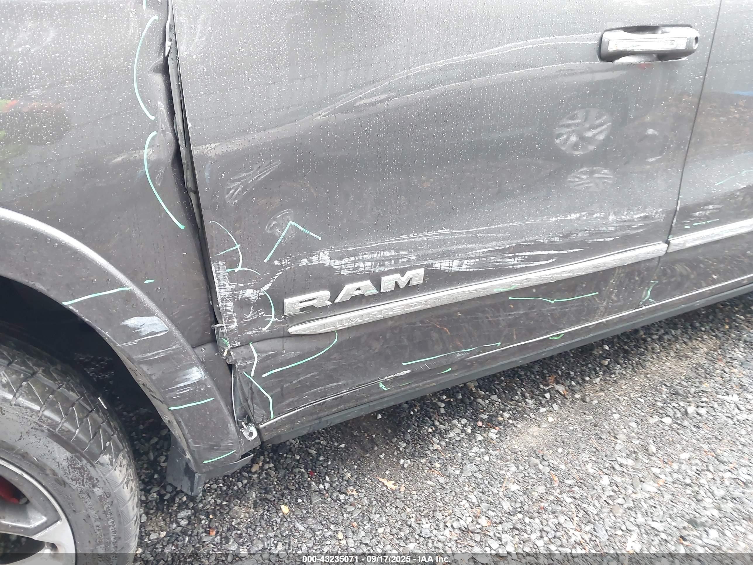 RAM 1500 image 6