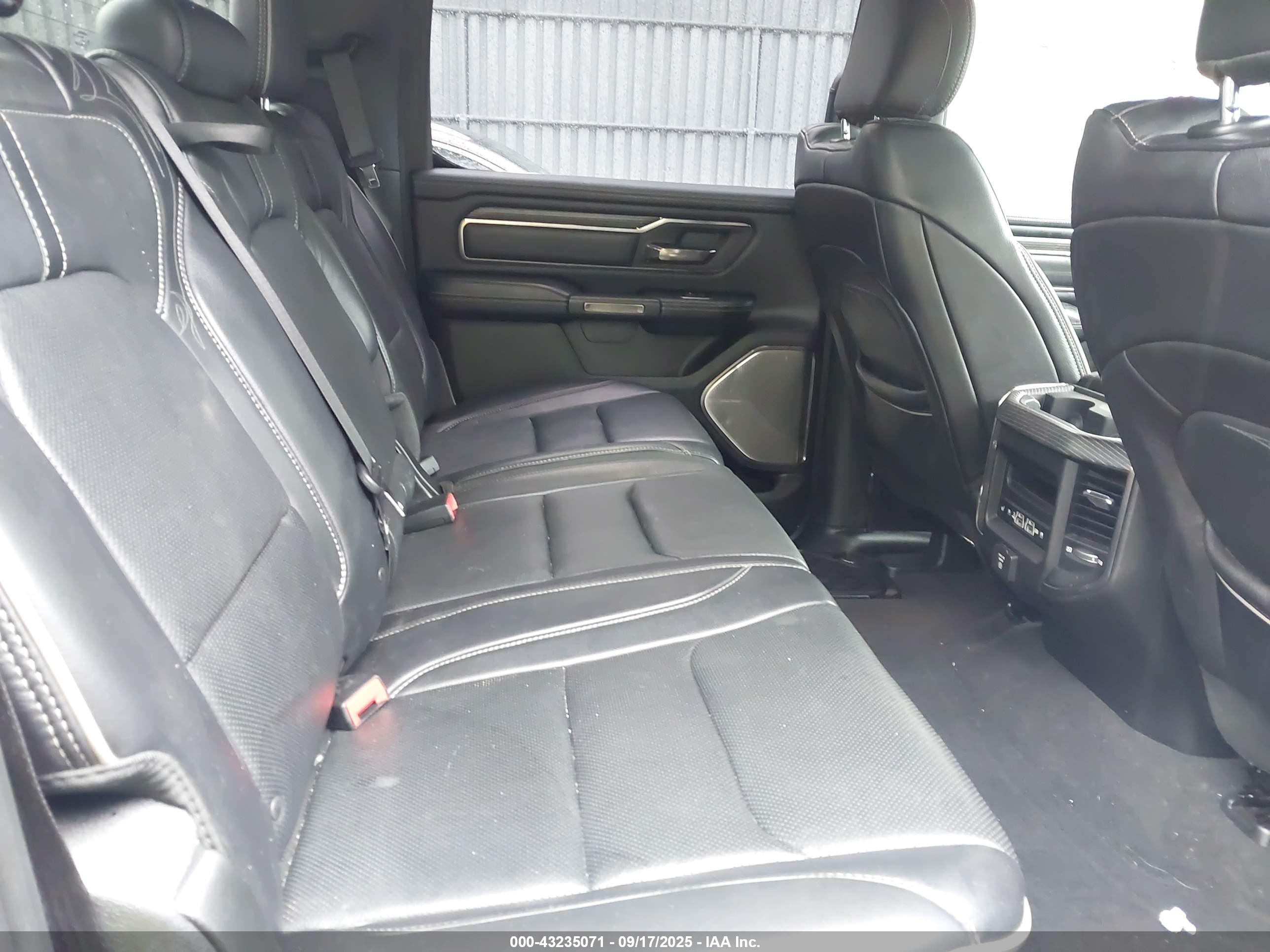 RAM 1500 image 8
