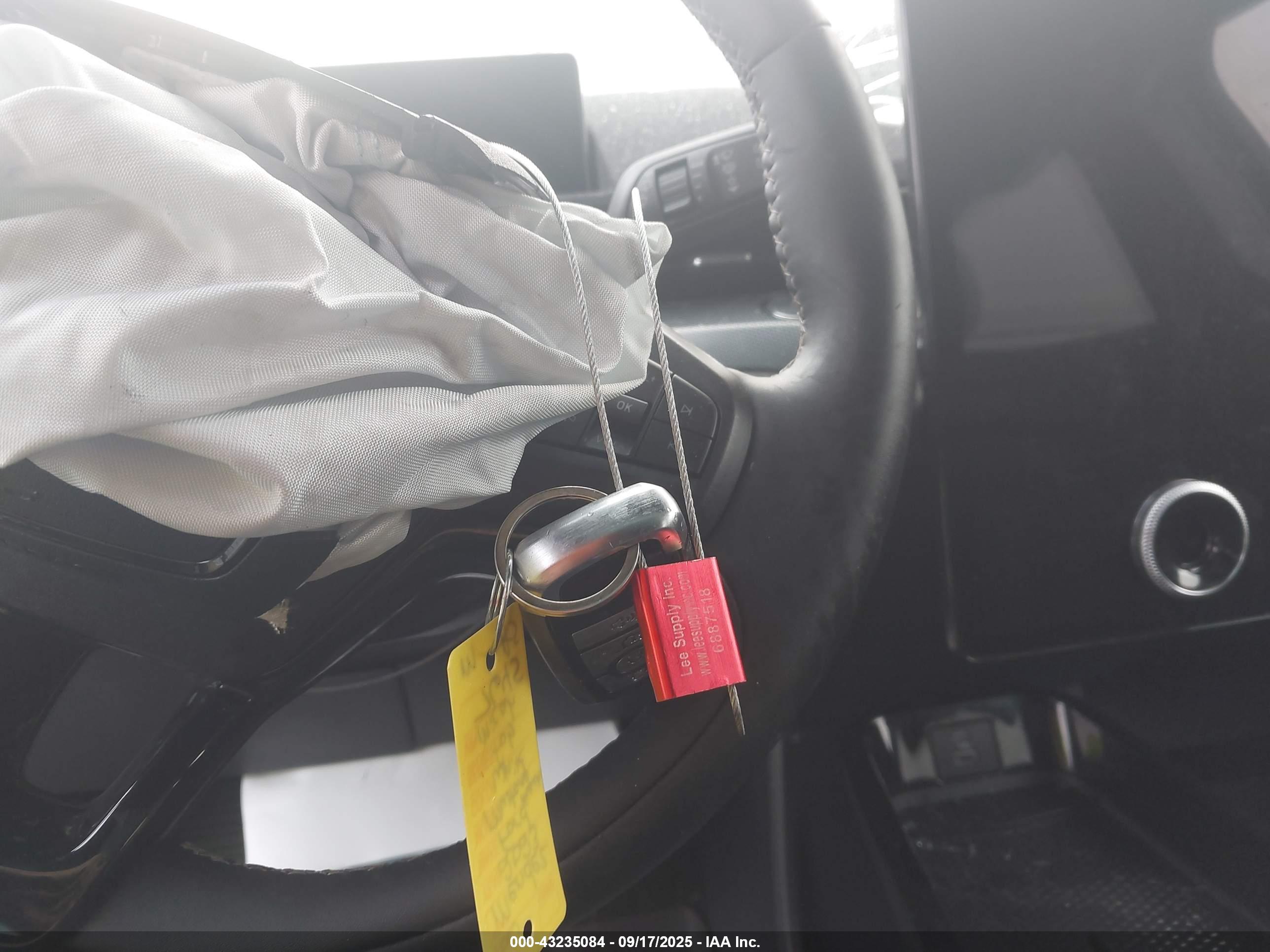 FORD MUSTANG image 11