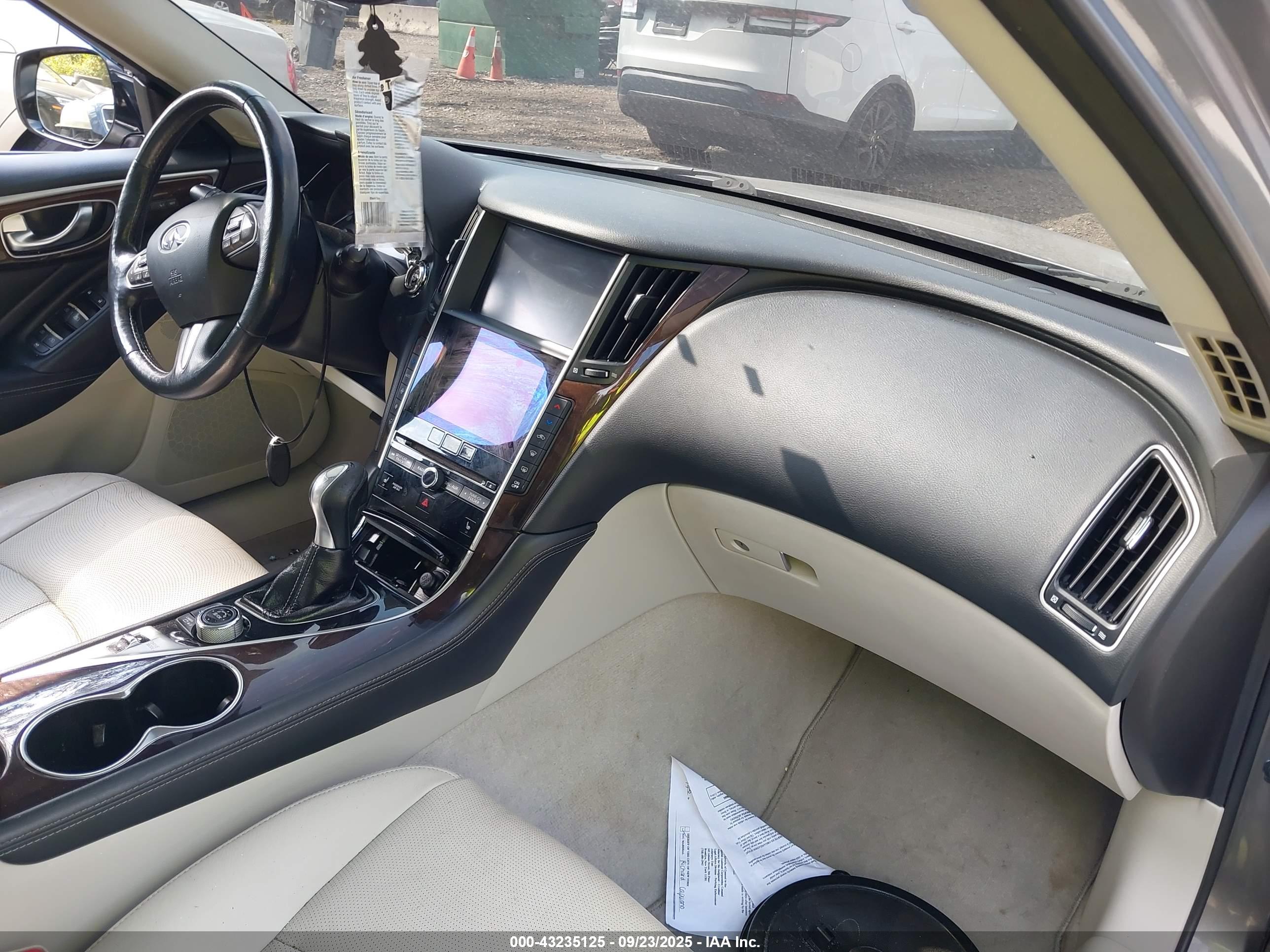 INFINITI Q50 image 5