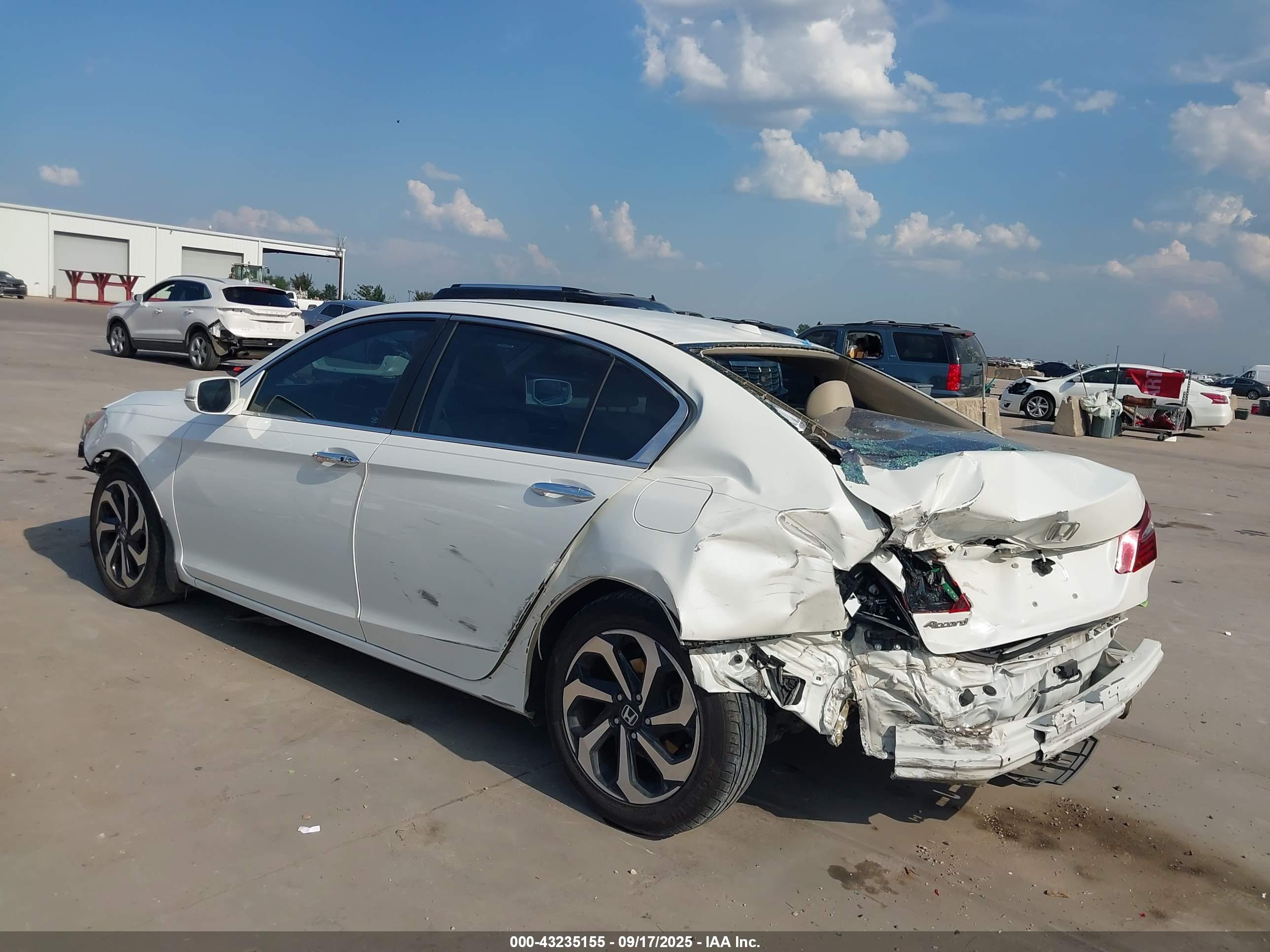 HONDA ACCORD image 3
