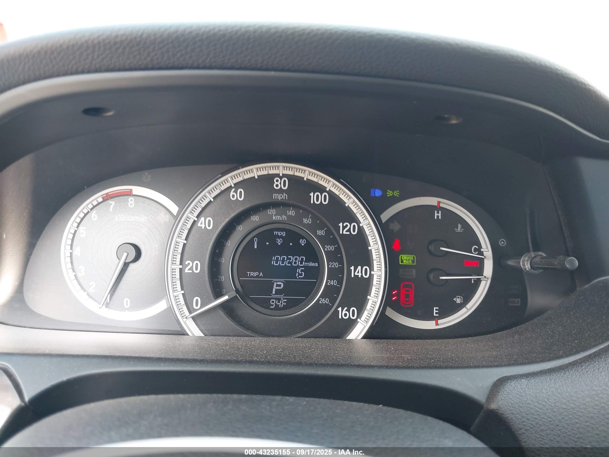 HONDA ACCORD image 7