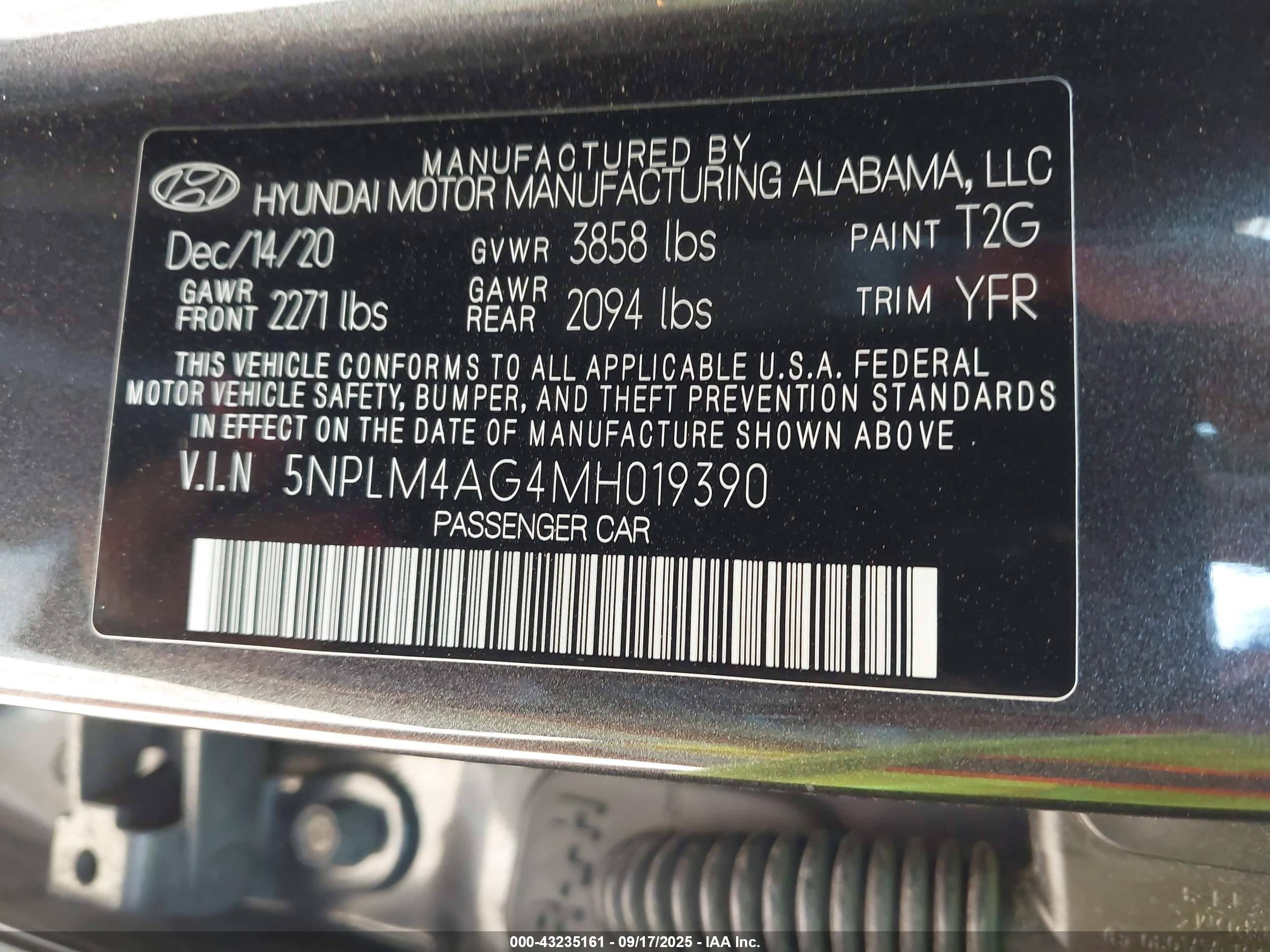 HYUNDAI ELANTRA image 9