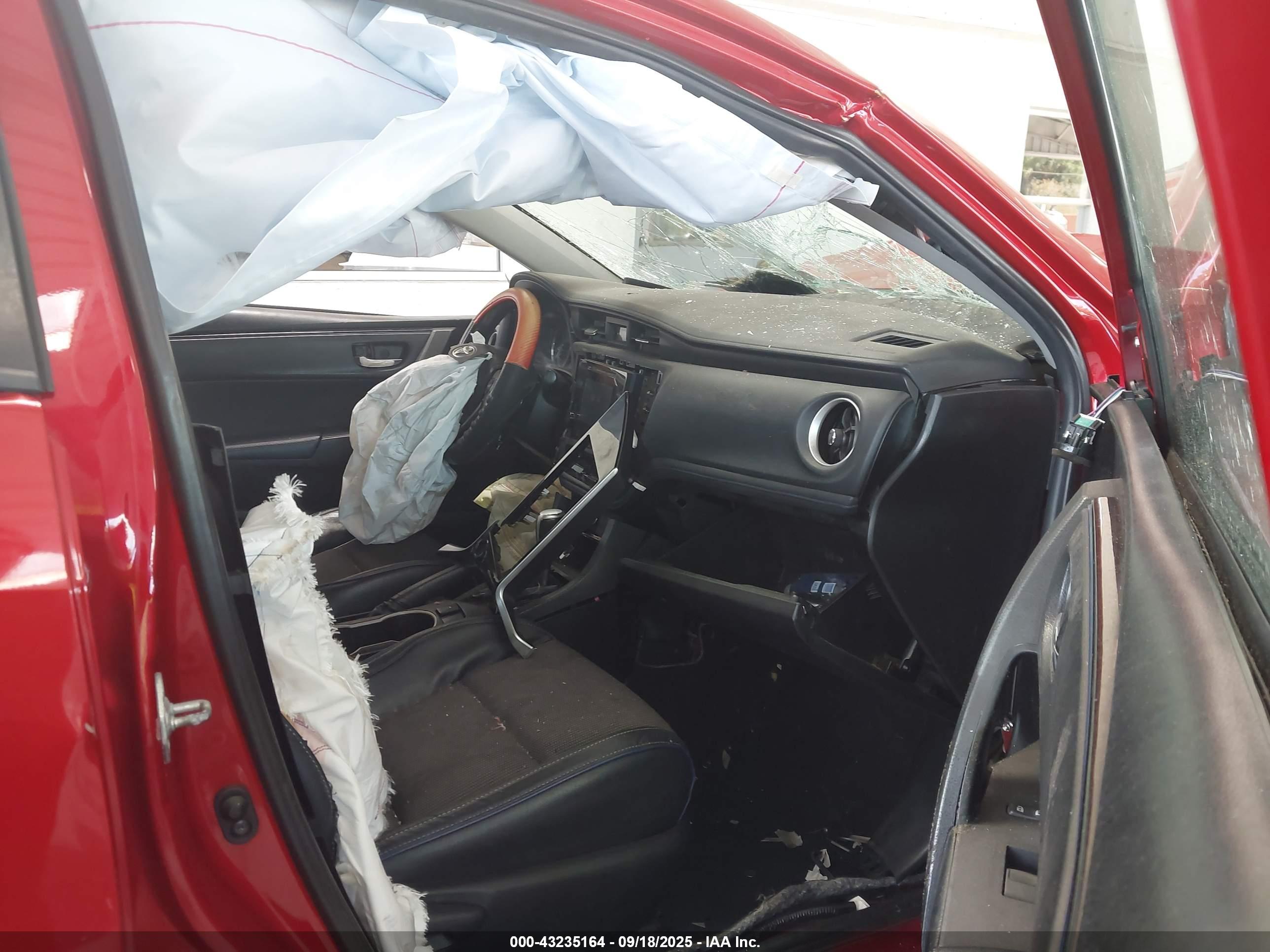 TOYOTA COROLLA image 5