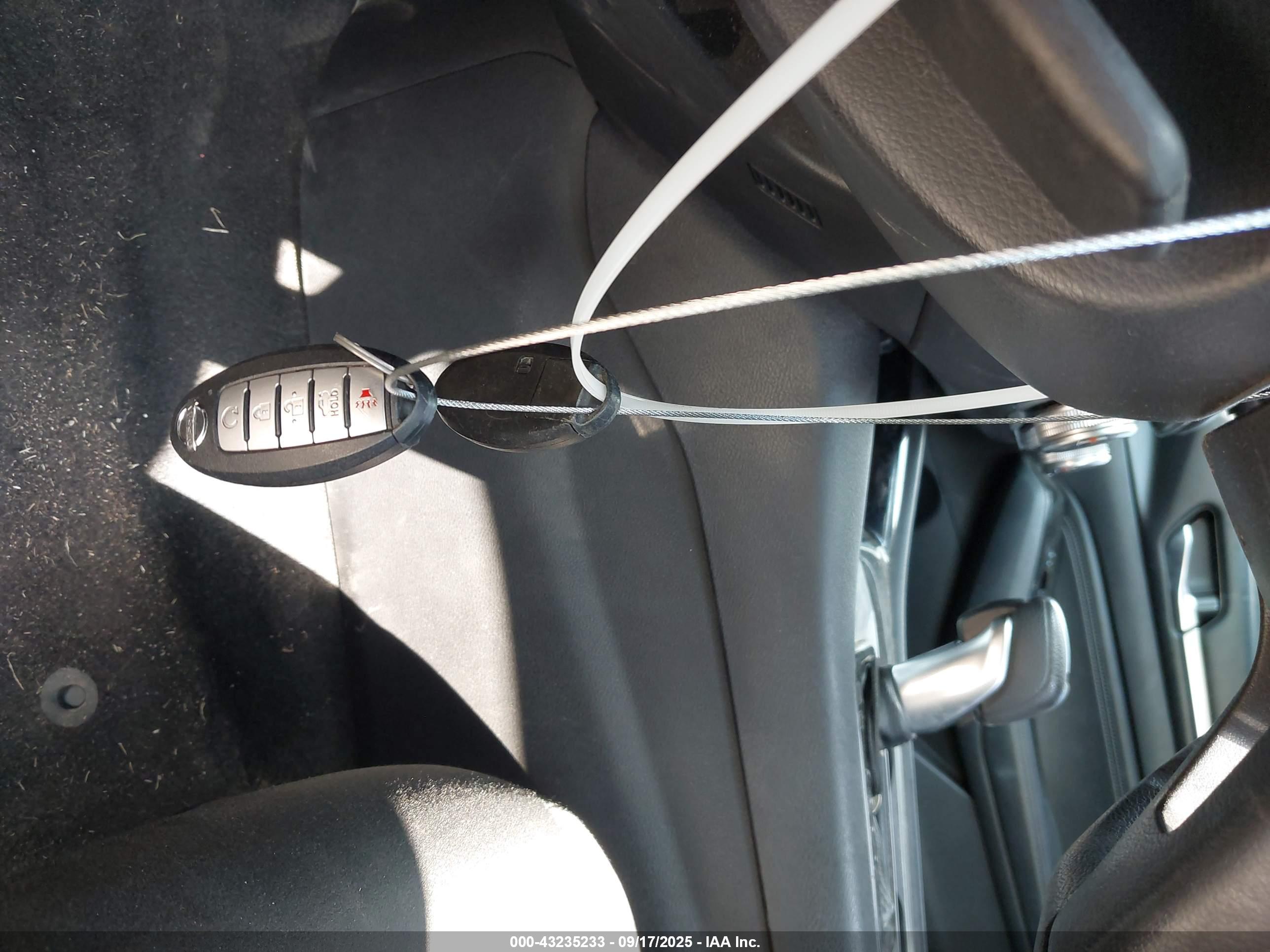 NISSAN ALTIMA image 11