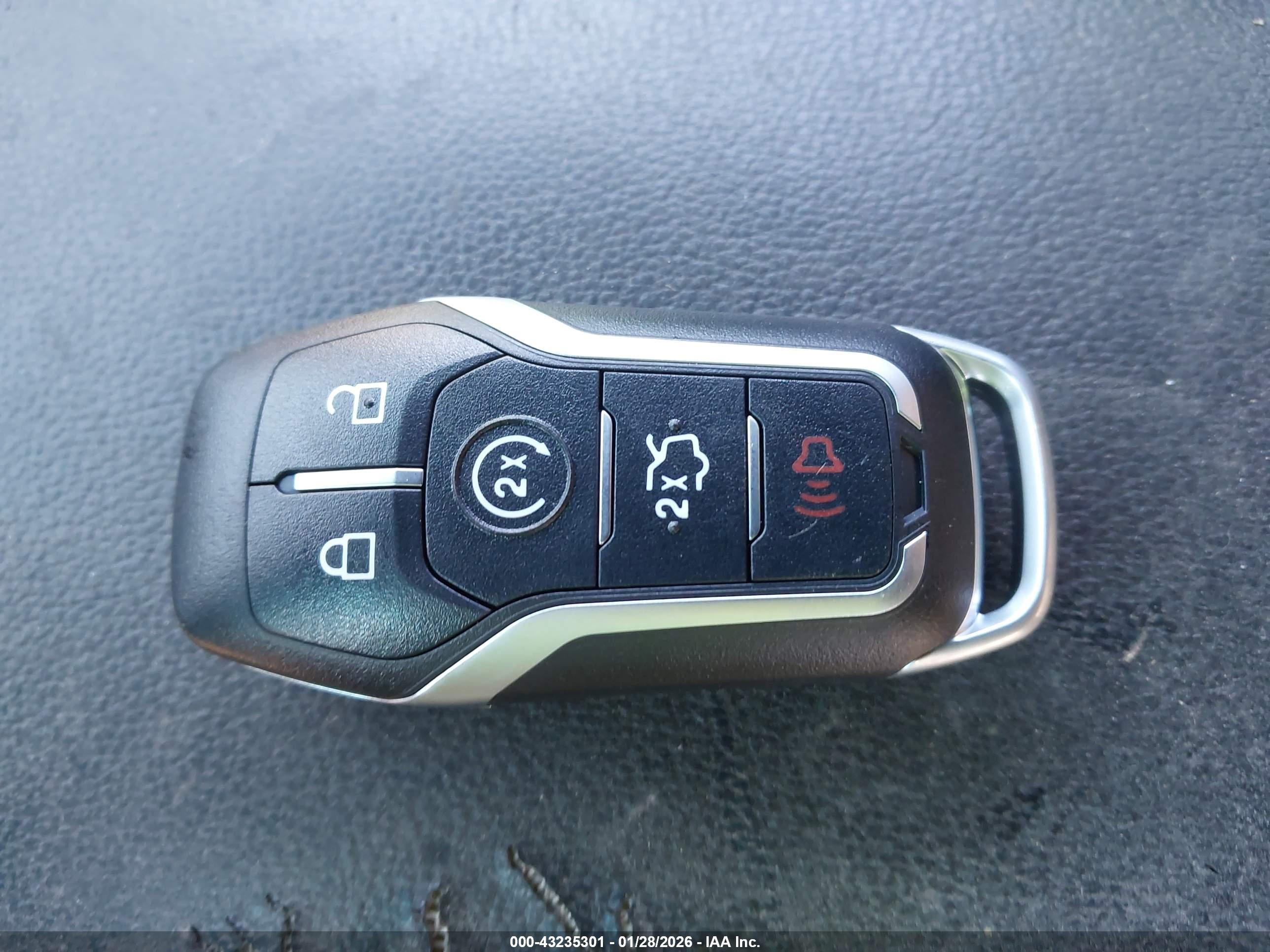 FORD EXPLORER image 11