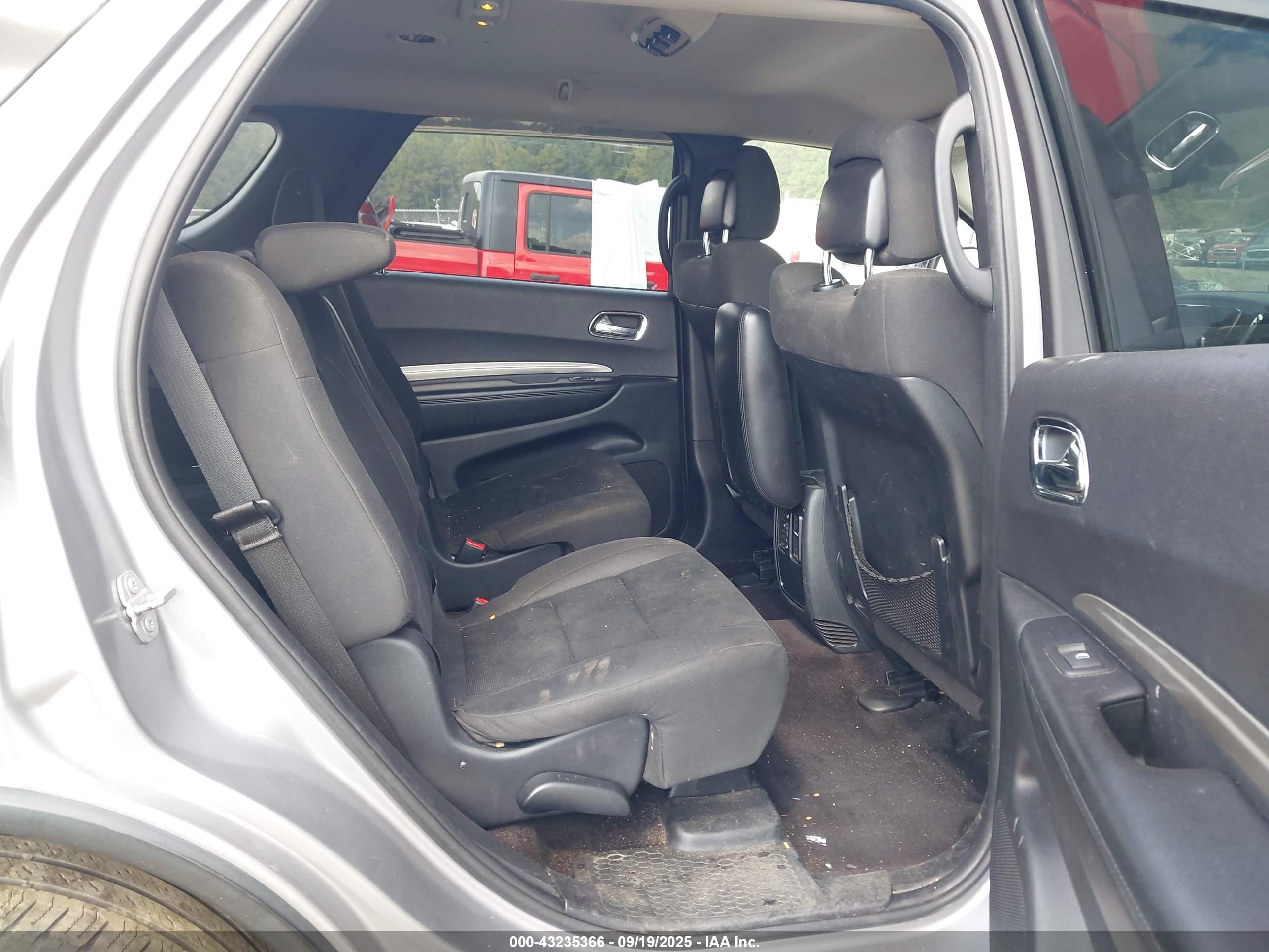 DODGE DURANGO image 8