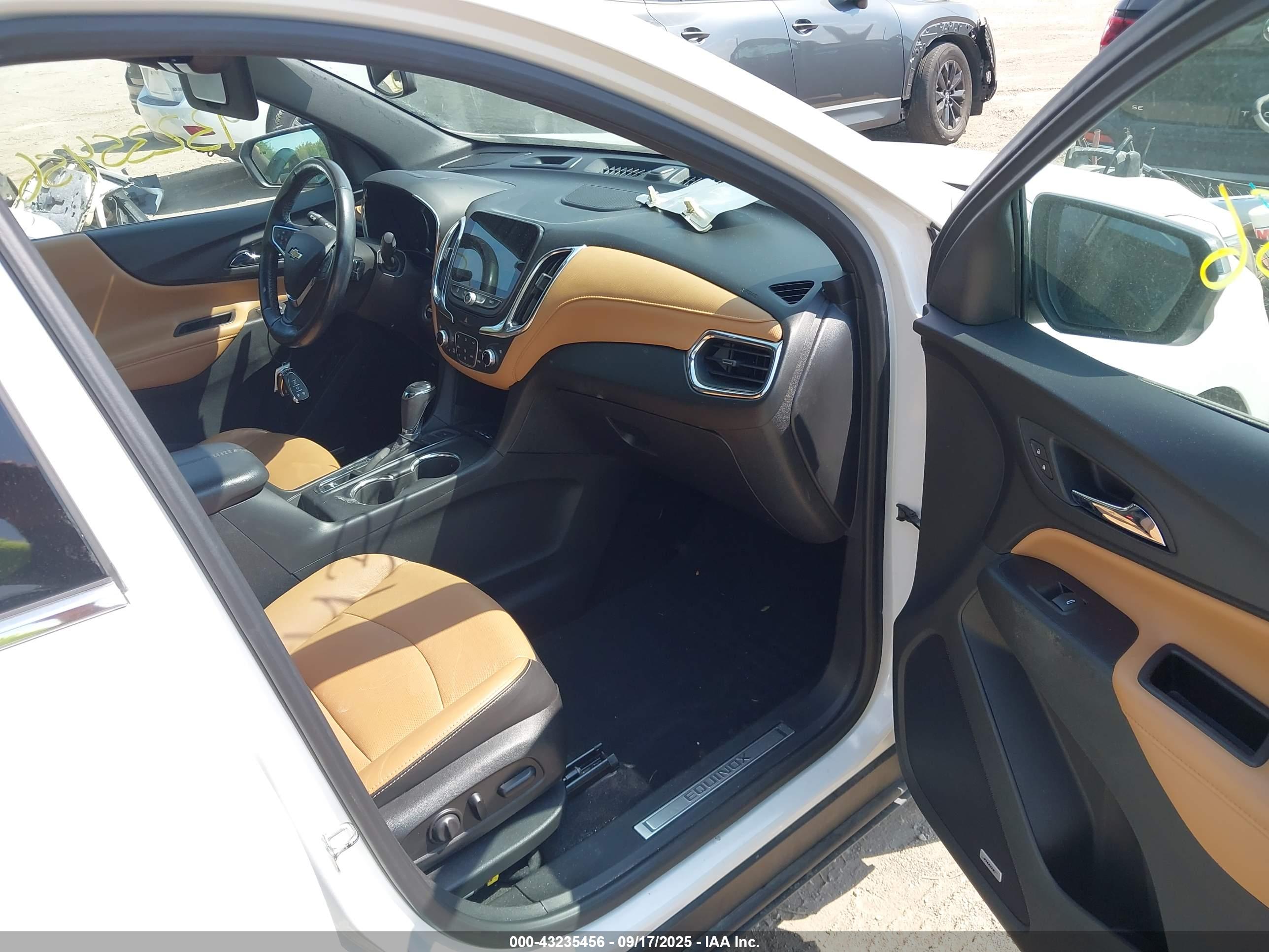CHEVROLET EQUINOX image 5