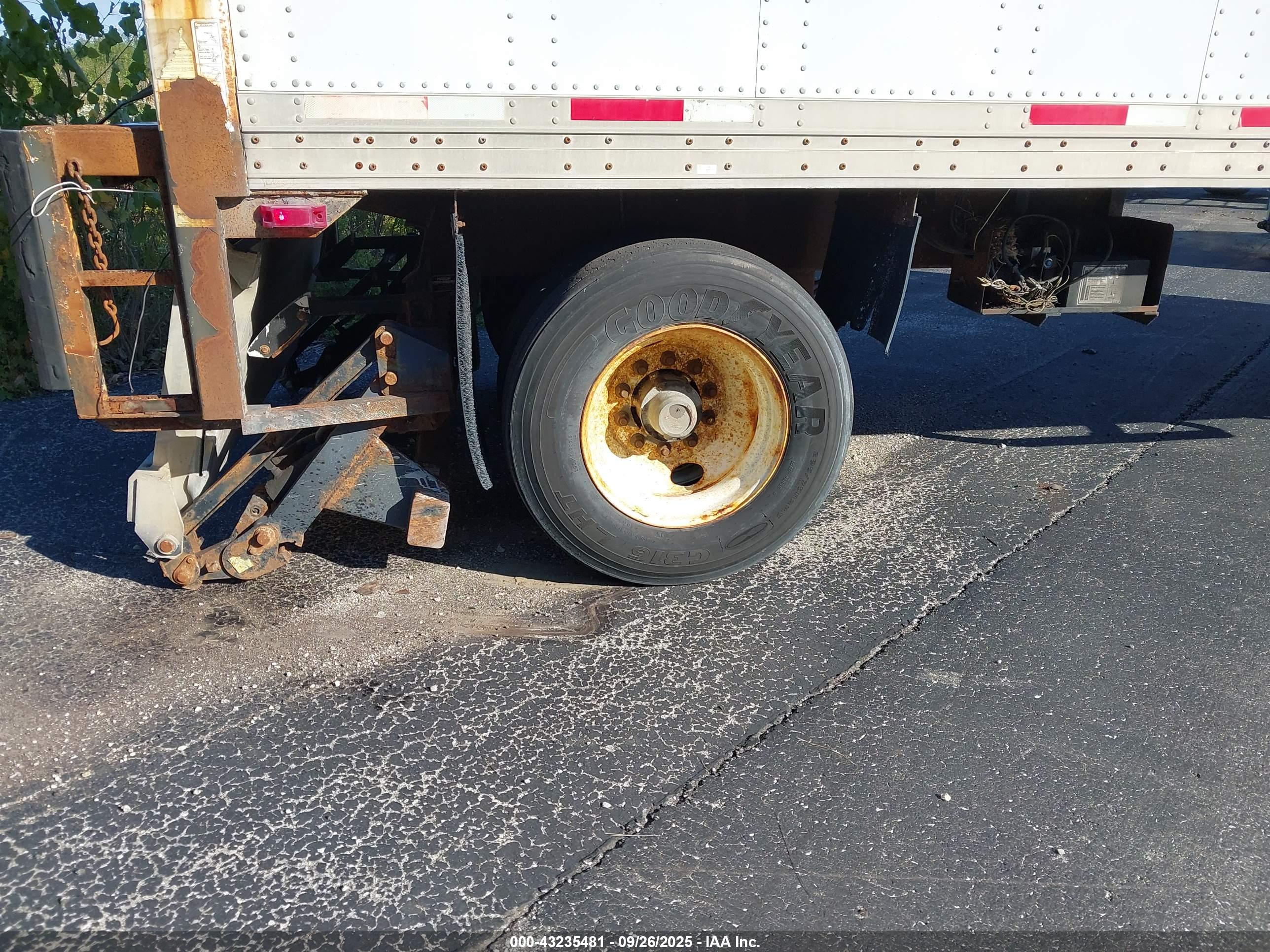 WABASH NATIONAL image 6