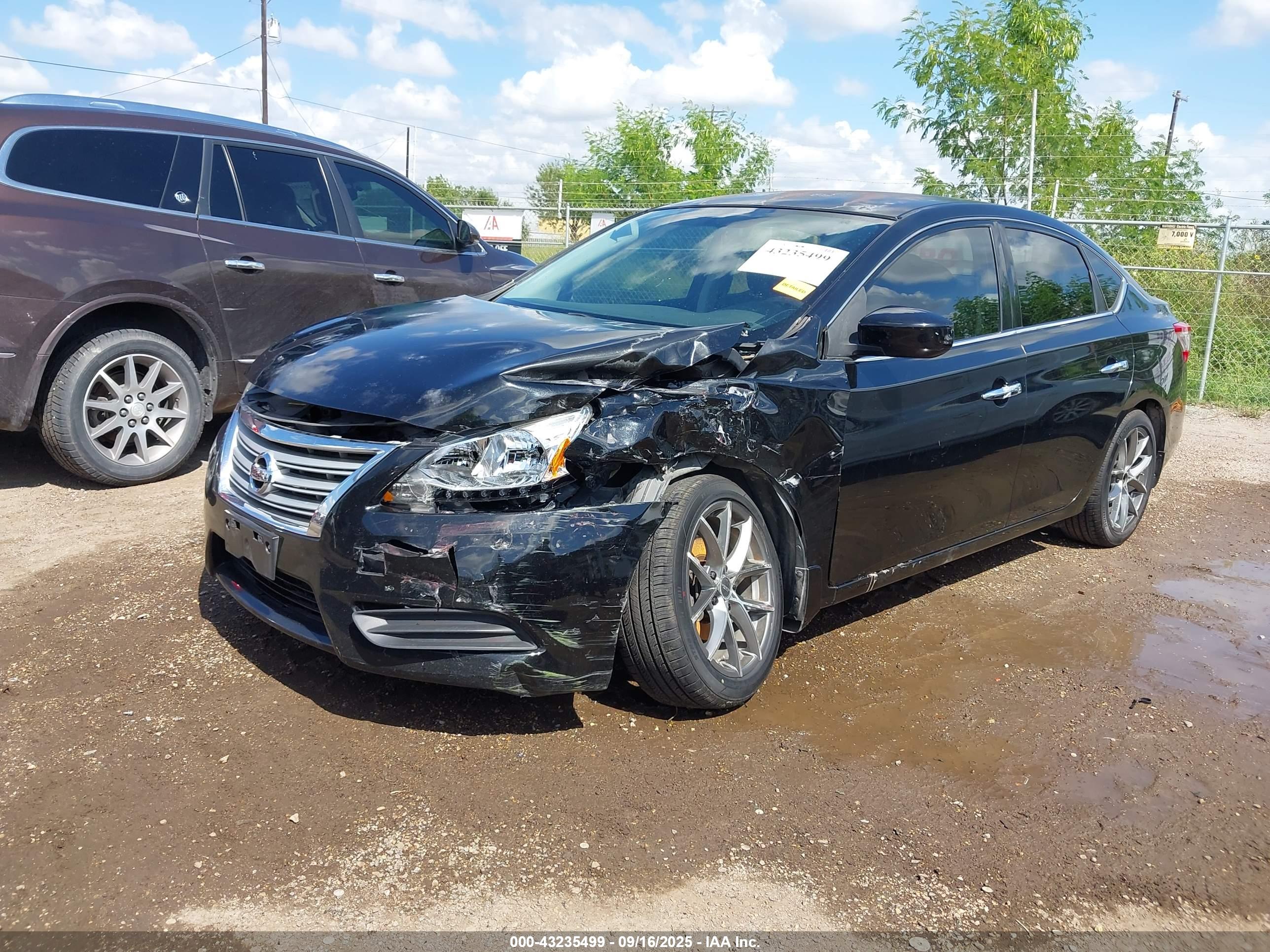 NISSAN SENTRA image 2